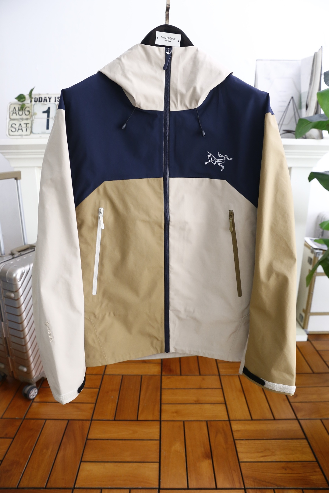 🔥始祖鸟/archaeoPteryx.
26秋季新品！外出登山必入手款👍时尚百搭男女同款拼色冲锋衣！胸前