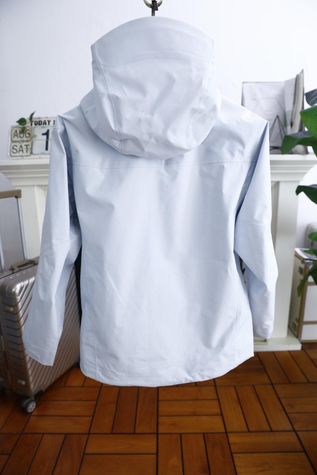 🔥始祖鸟/archaeoPteryx.
26早秋新品🆕时尚百搭男女同款冲锋衣！胸前采用品牌经典LOGO搭