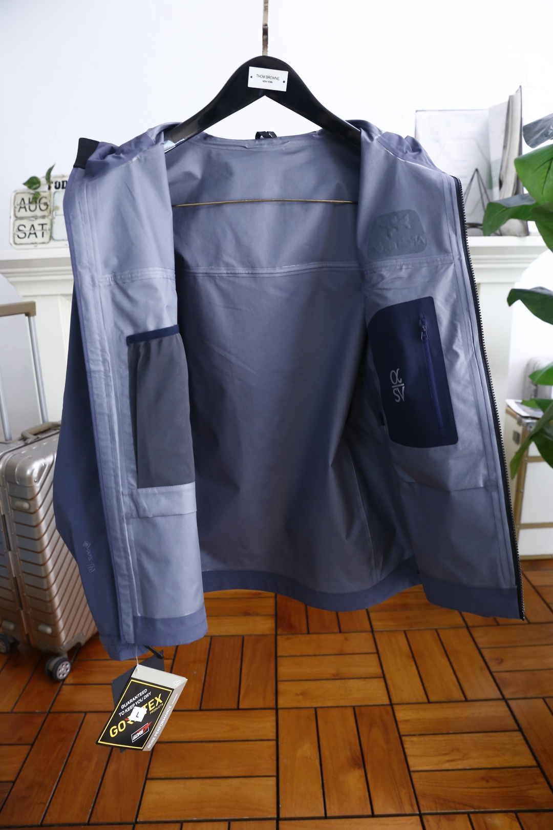 🔥始祖鸟/archaeoPteryx.
26早秋新品🆕时尚百搭男女同款冲锋衣！胸前采用品牌经典LOGO搭