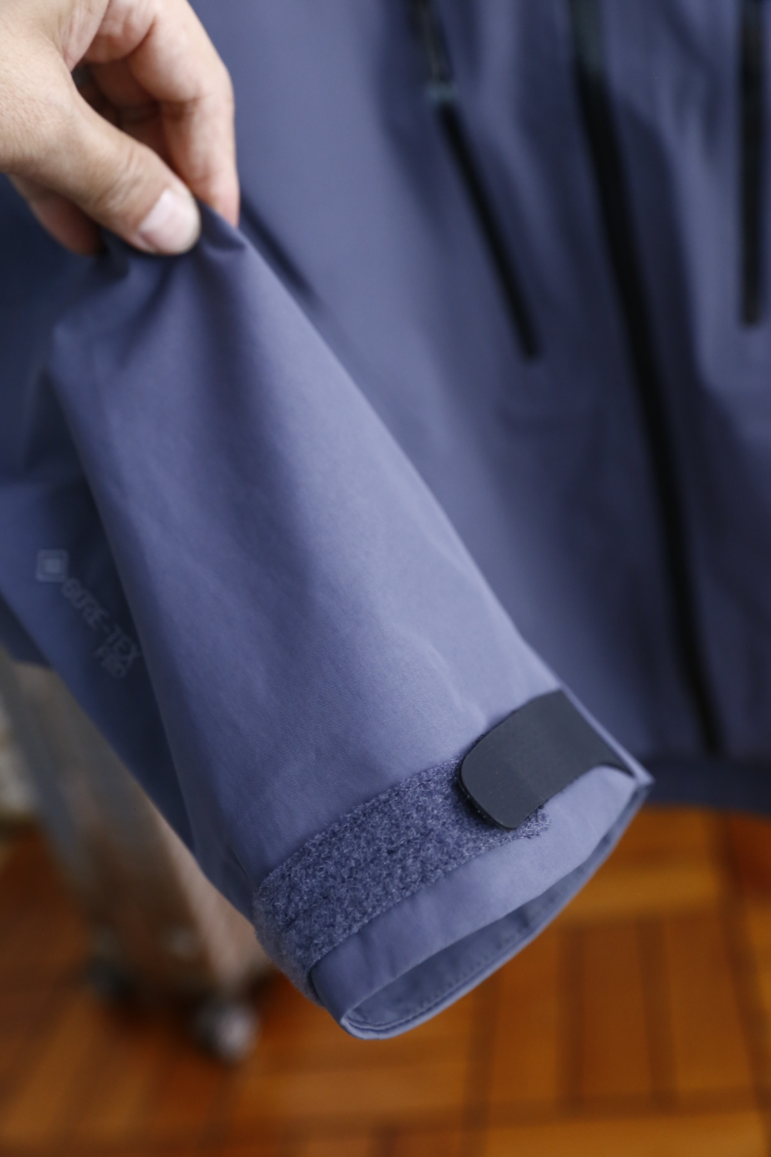 🔥始祖鸟/archaeoPteryx.
26早秋新品🆕时尚百搭男女同款冲锋衣！胸前采用品牌经典LOGO搭