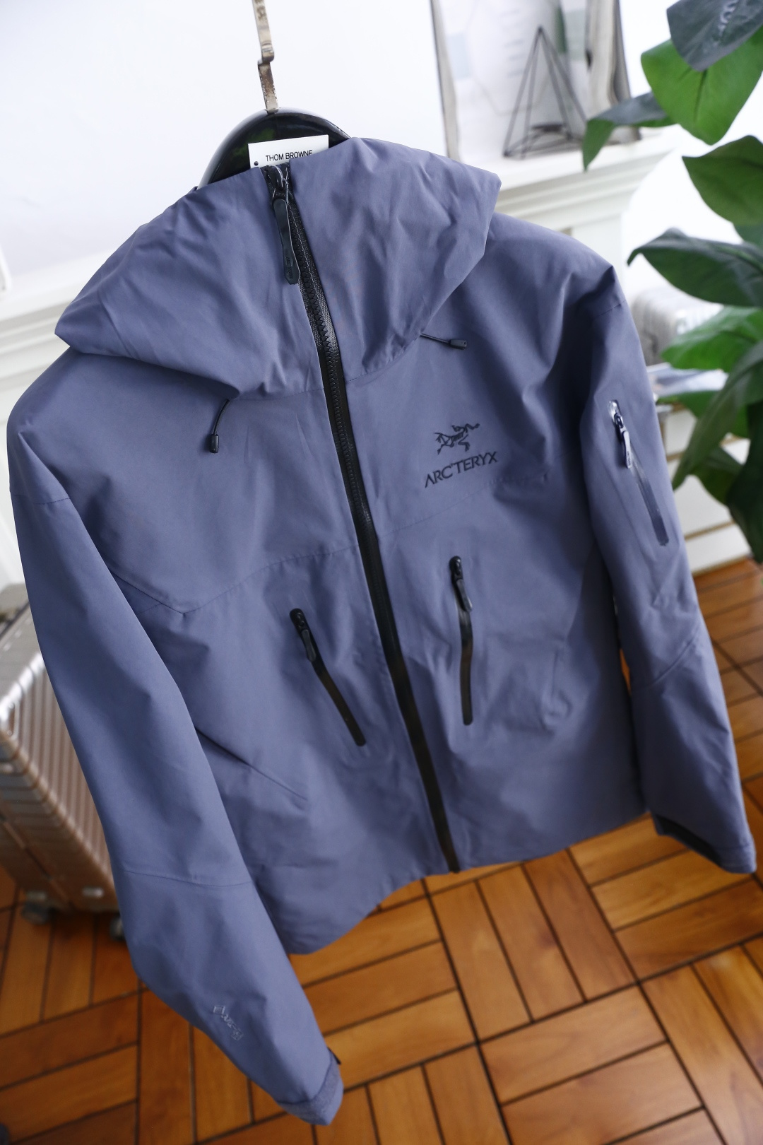 🔥始祖鸟/archaeoPteryx.
26早秋新品🆕时尚百搭男女同款冲锋衣！胸前采用品牌经典LOGO搭