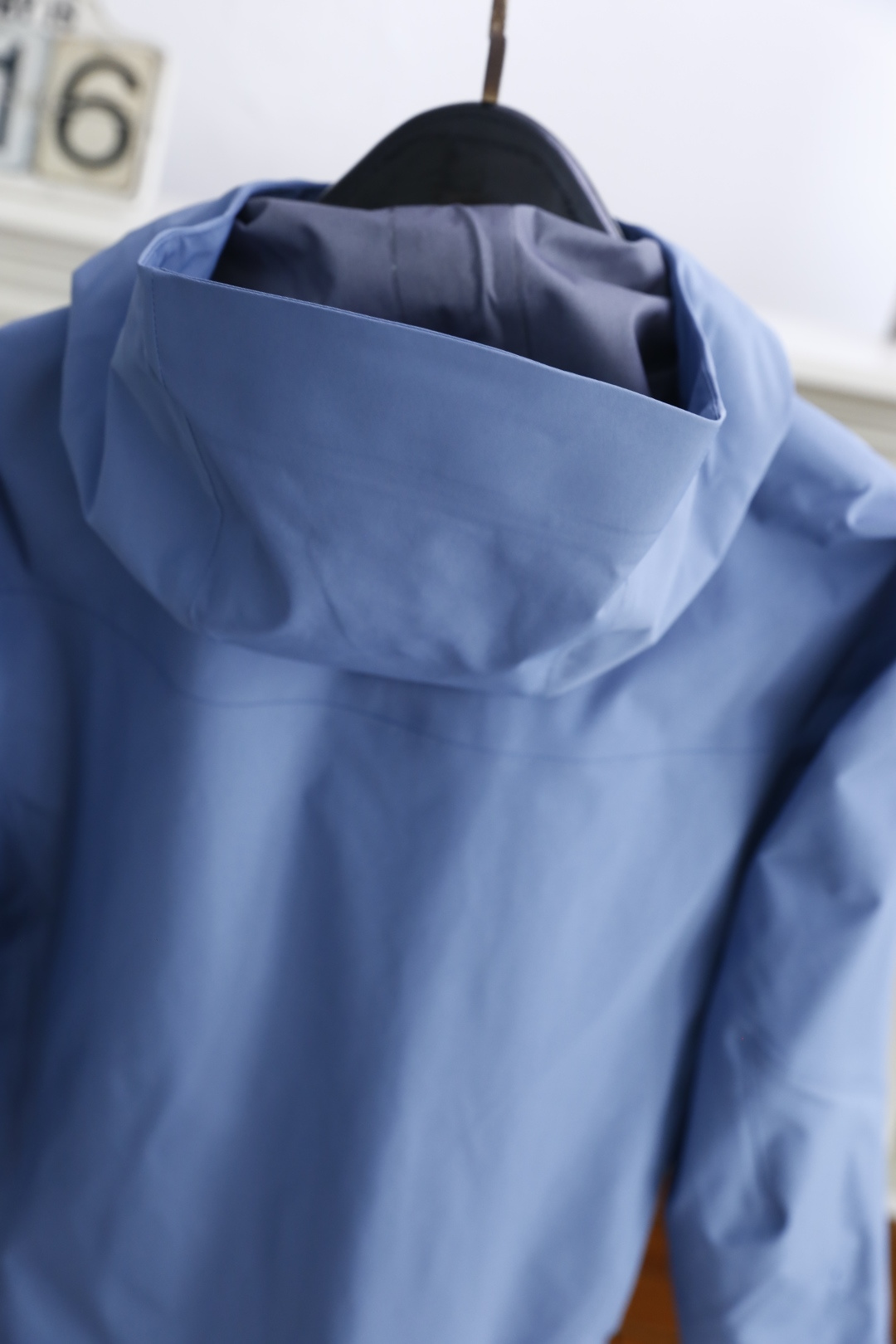 🔥始祖鸟/archaeoPteryx.
26早秋新品🆕时尚百搭男女同款冲锋衣！胸前采用品牌经典LOGO搭