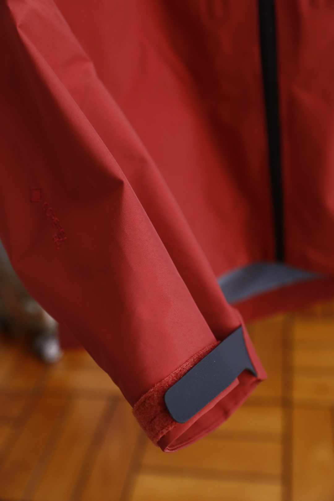 🔥始祖鸟/archaeoPteryx.
26早秋新品🆕时尚百搭男女同款冲锋衣！胸前采用品牌经典LOGO搭