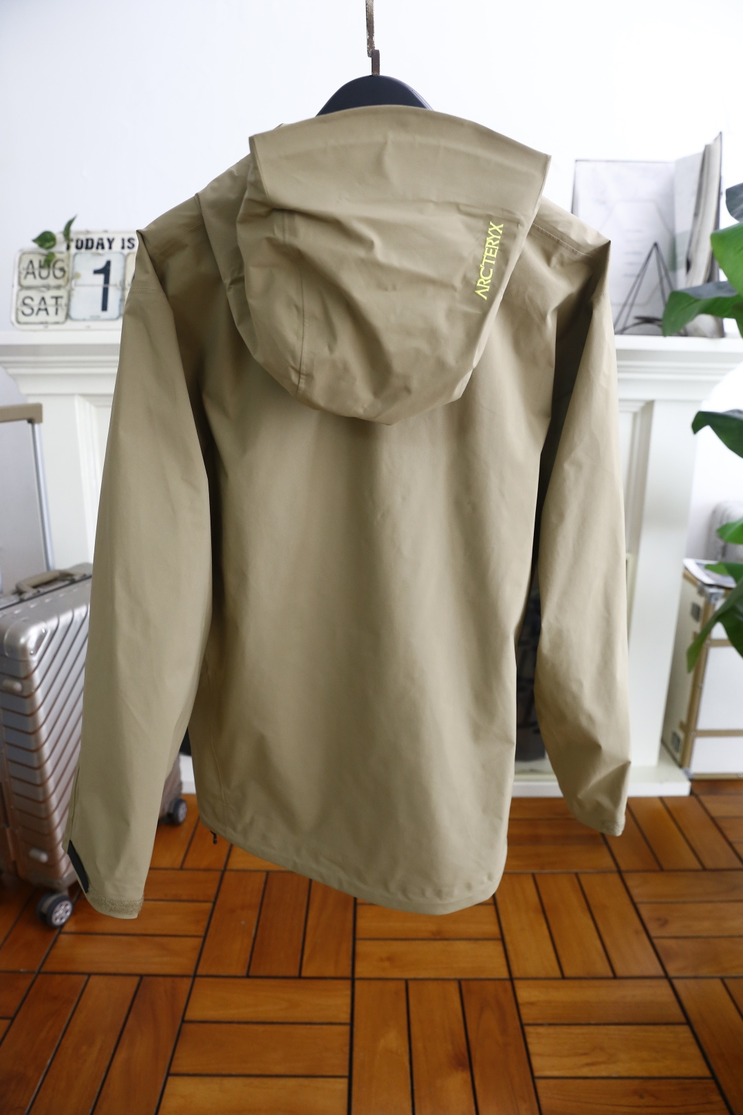 🔥始祖鸟/archaeoPteryx.
26早秋新品🆕时尚百搭男女同款冲锋衣！胸前采用品牌经典LOGO搭