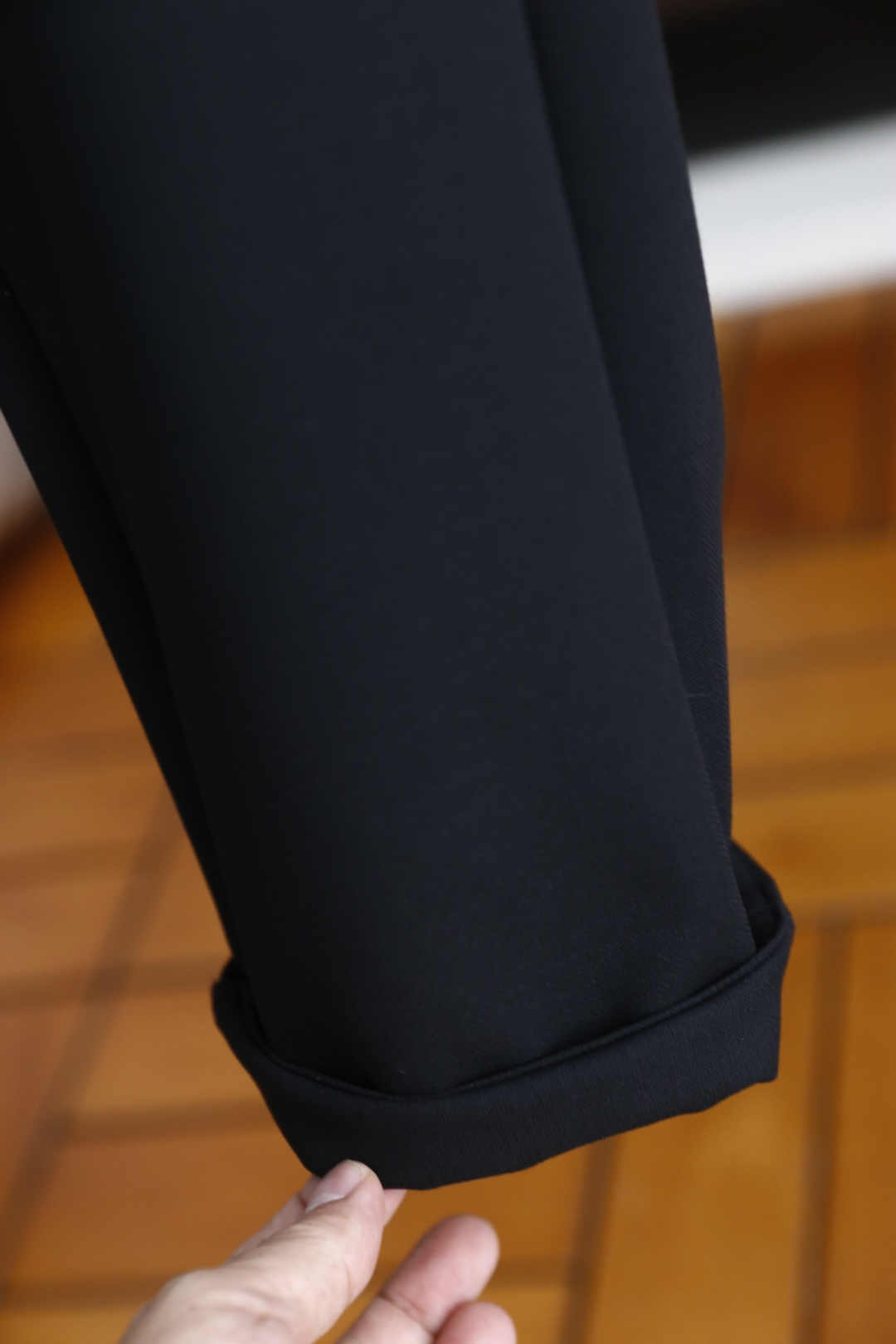 🔥lP🆕.
25早秋新款发布！lP🆕时尚男士百搭松紧腰休闲西裤！奢华品牌经典字母LOGO设计！采用舒适柔