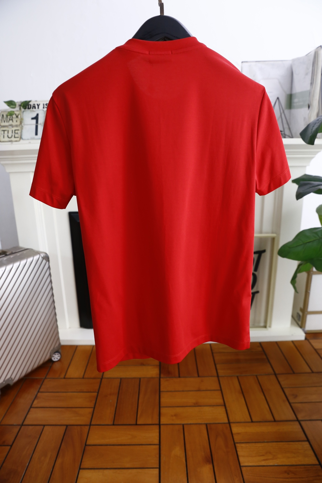 🔥蒙口/Mon*ler.
2025夏季原单男士休闲打底短袖T恤！奢华经典品牌原版字母LOGO设计！高端定