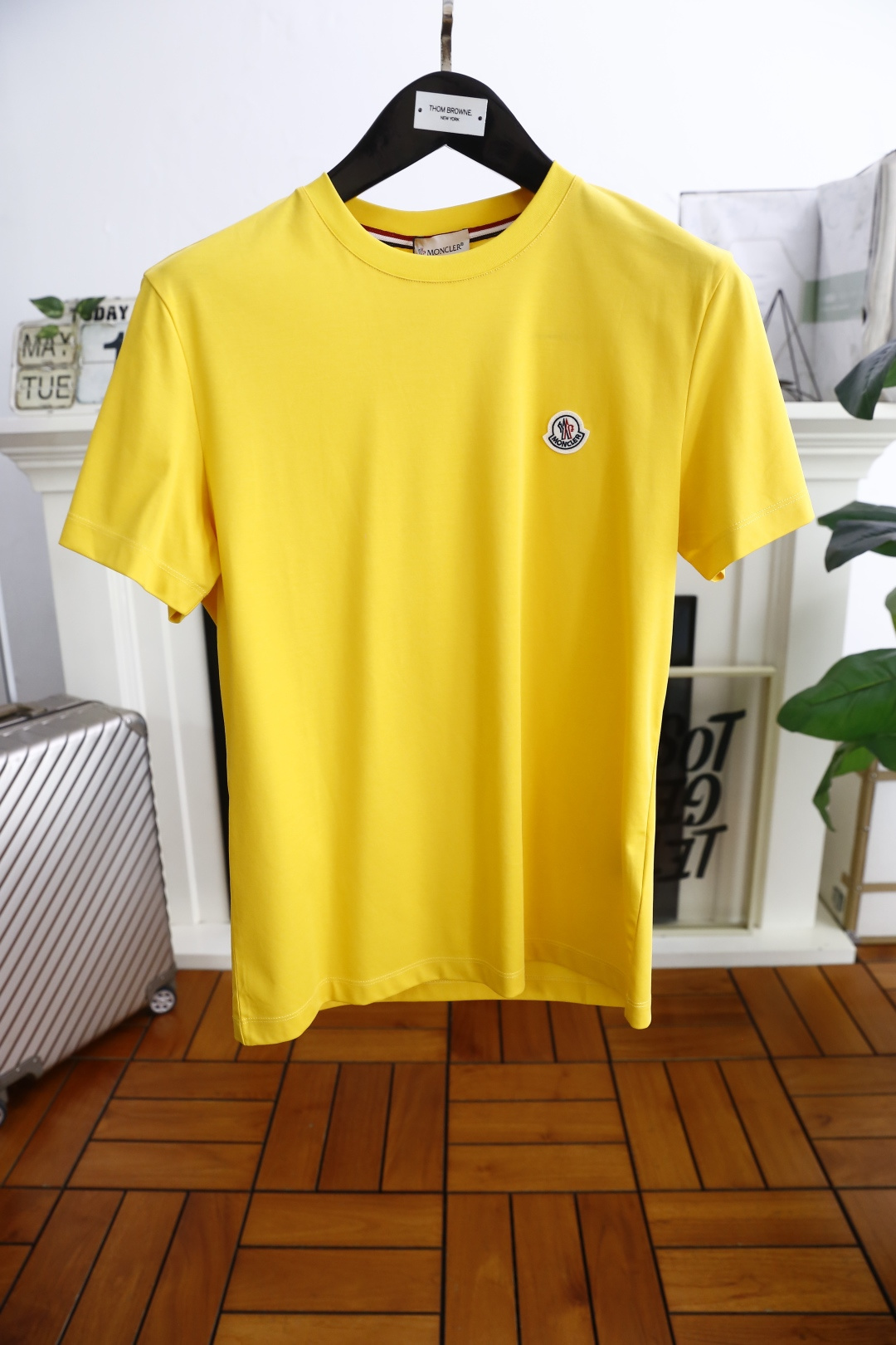 🔥蒙口/Mon*ler.
2025夏季原单男士休闲打底短袖T恤！奢华经典品牌原版字母LOGO设计！高端定