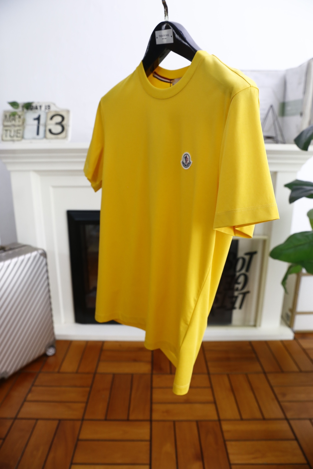 🔥蒙口/Mon*ler.
2025夏季原单男士休闲打底短袖T恤！奢华经典品牌原版字母LOGO设计！高端定