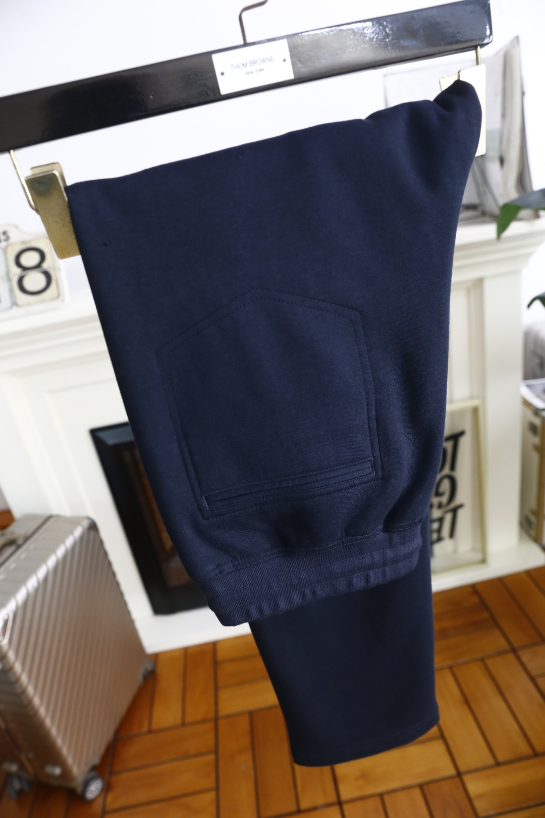 🔥Brunello Cucinelli.
早秋新款男士休闲裤！采用进口舒适面料，奢华经典品牌LOGO设计