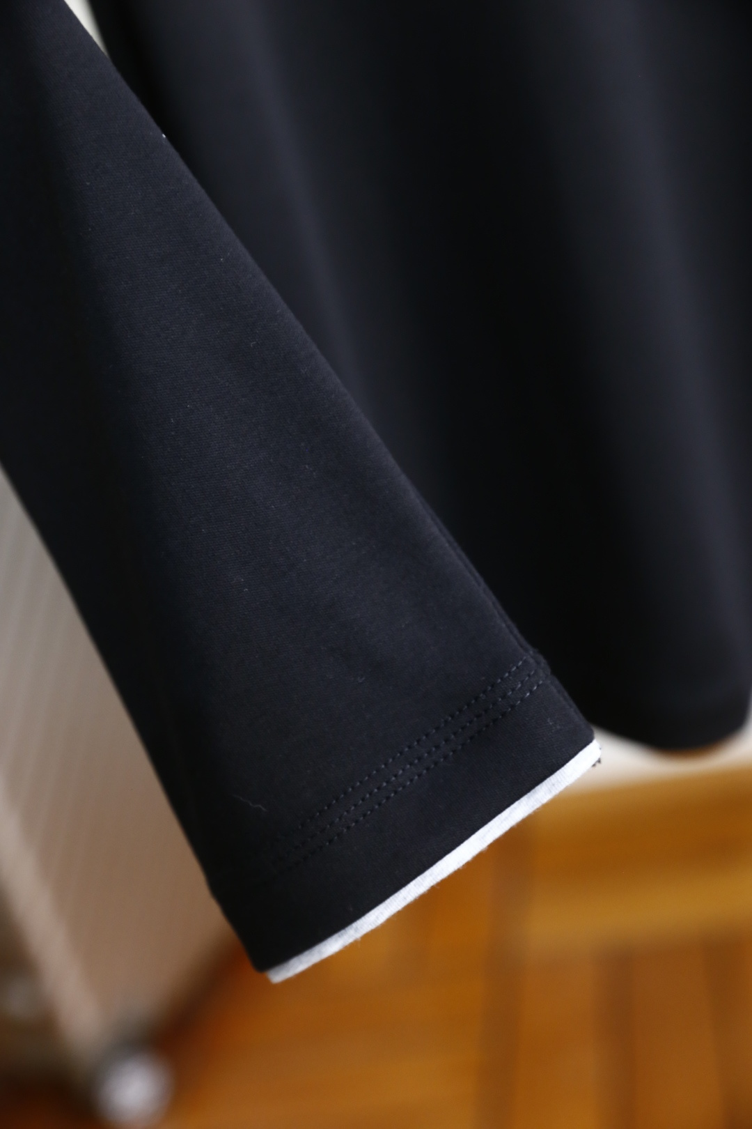 🔥Brunello Cucinelli.
早秋新品时尚男士圆领打底衫🔥胸前奢华经典LOGO设计！绝对经得