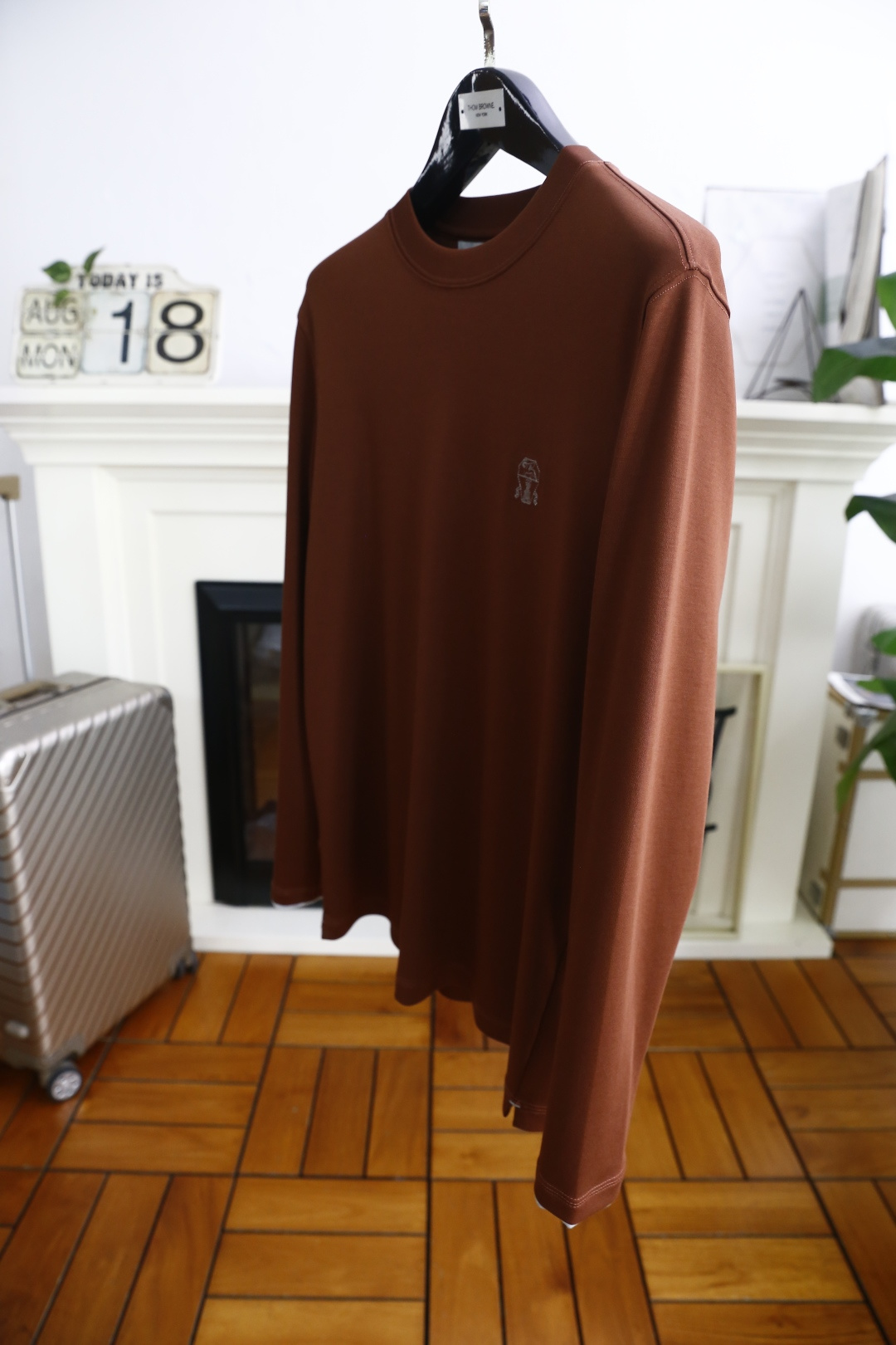 🔥Brunello Cucinelli.
早秋新品时尚男士圆领打底衫🔥胸前奢华经典LOGO设计！绝对经得