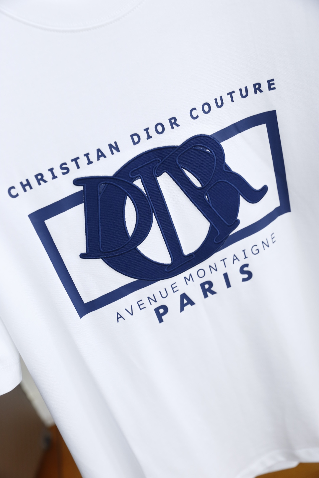 🔥迪奥/Christian D*or.
2025夏季男士圆领短袖🍃胸前奢华品牌字母LOGO标识标注👍🏼上