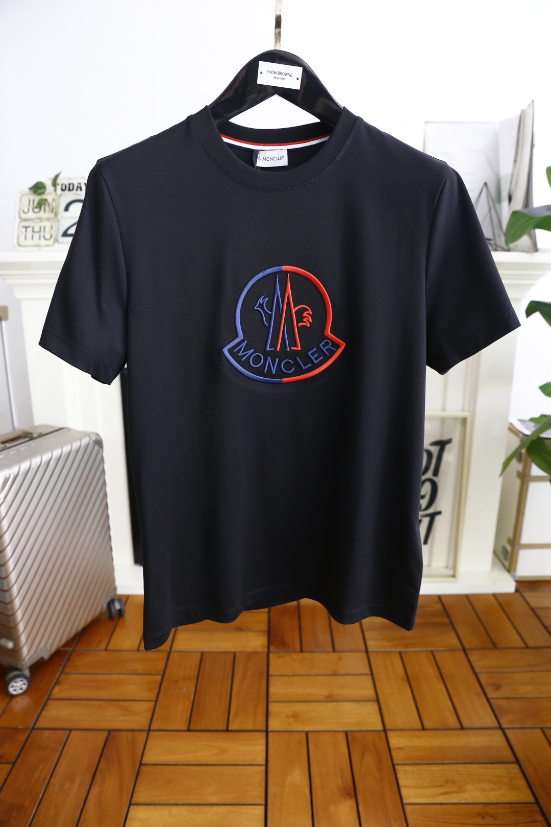 🔥蒙口/Mon*ler.
2025夏季原单男士休闲短袖T恤！奢华经典品牌原版字母LOGO设计！高端定制 