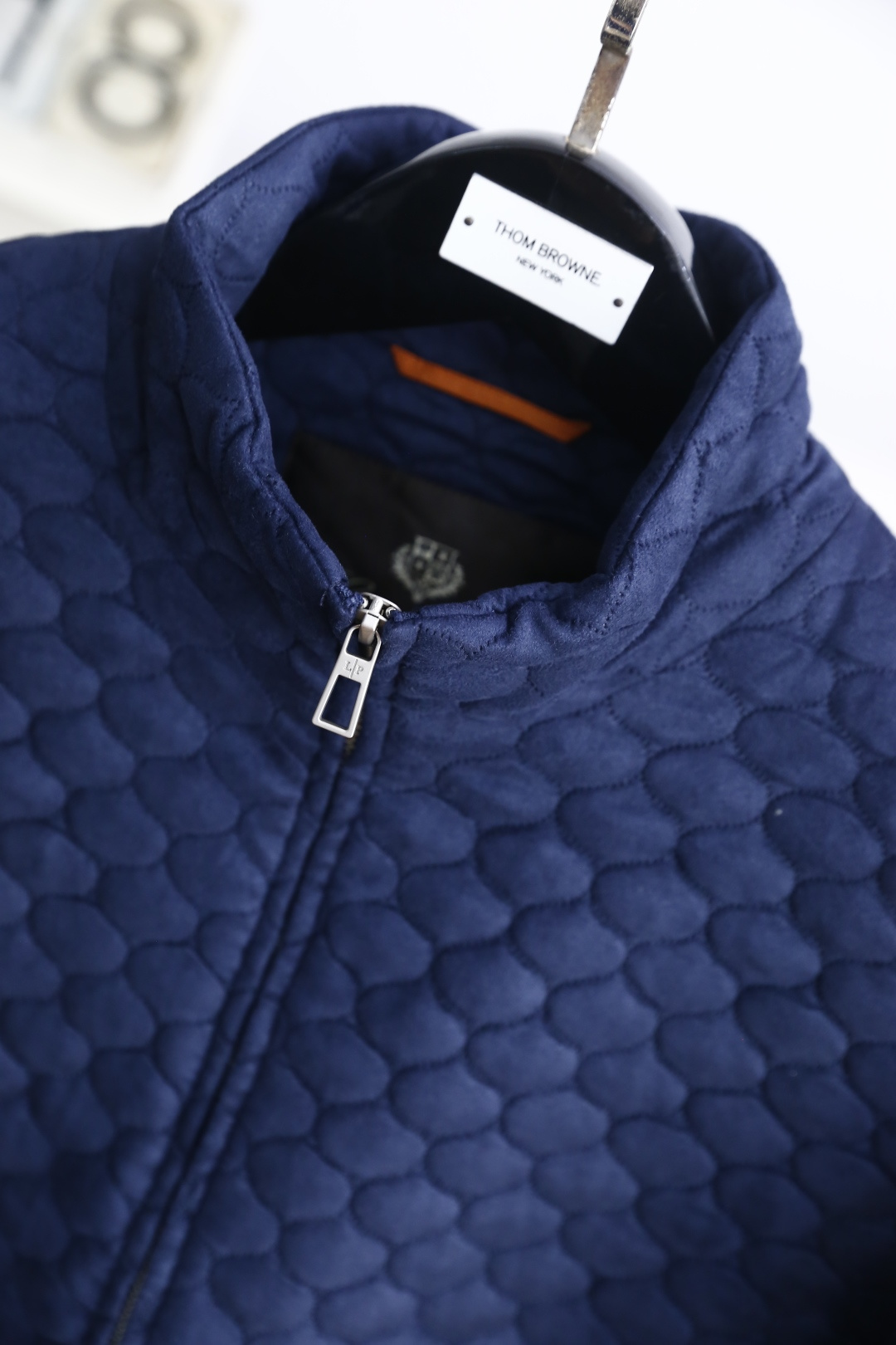 🔥lP🆕.
季新品时尚经典拉链夹克！奢华经典品牌元素设计品相完美如斯！属于入柜级别，可预见性的爆款！采用