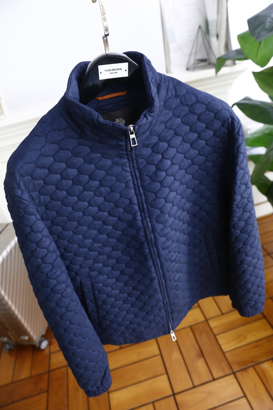 🔥lP🆕.
季新品时尚经典拉链夹克！奢华经典品牌元素设计品相完美如斯！属于入柜级别，可预见性的爆款！采用