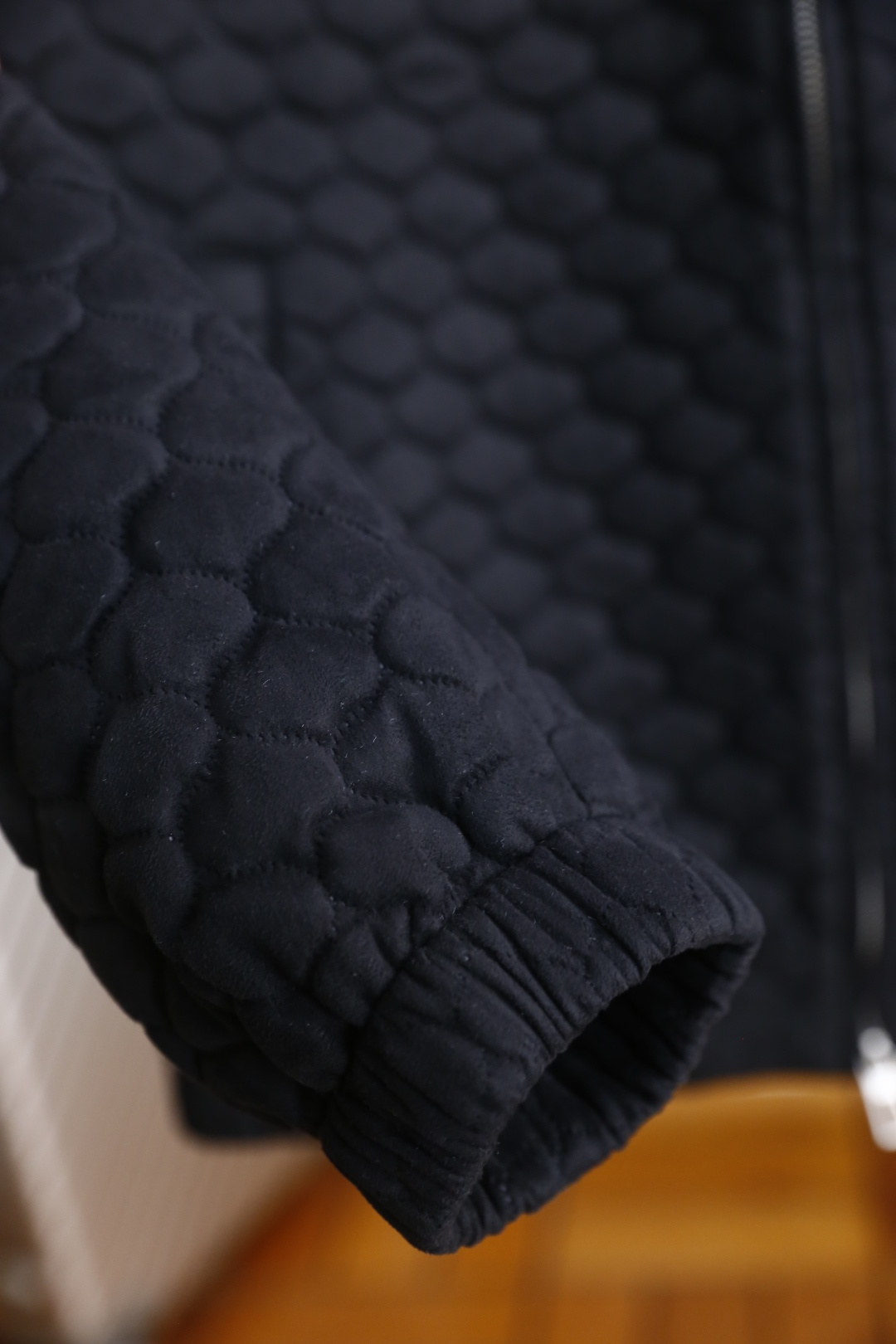 🔥lP🆕.
季新品时尚经典拉链夹克！奢华经典品牌元素设计品相完美如斯！属于入柜级别，可预见性的爆款！采用