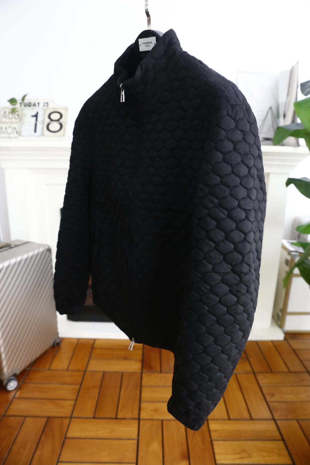 🔥lP🆕.
季新品时尚经典拉链夹克！奢华经典品牌元素设计品相完美如斯！属于入柜级别，可预见性的爆款！采用