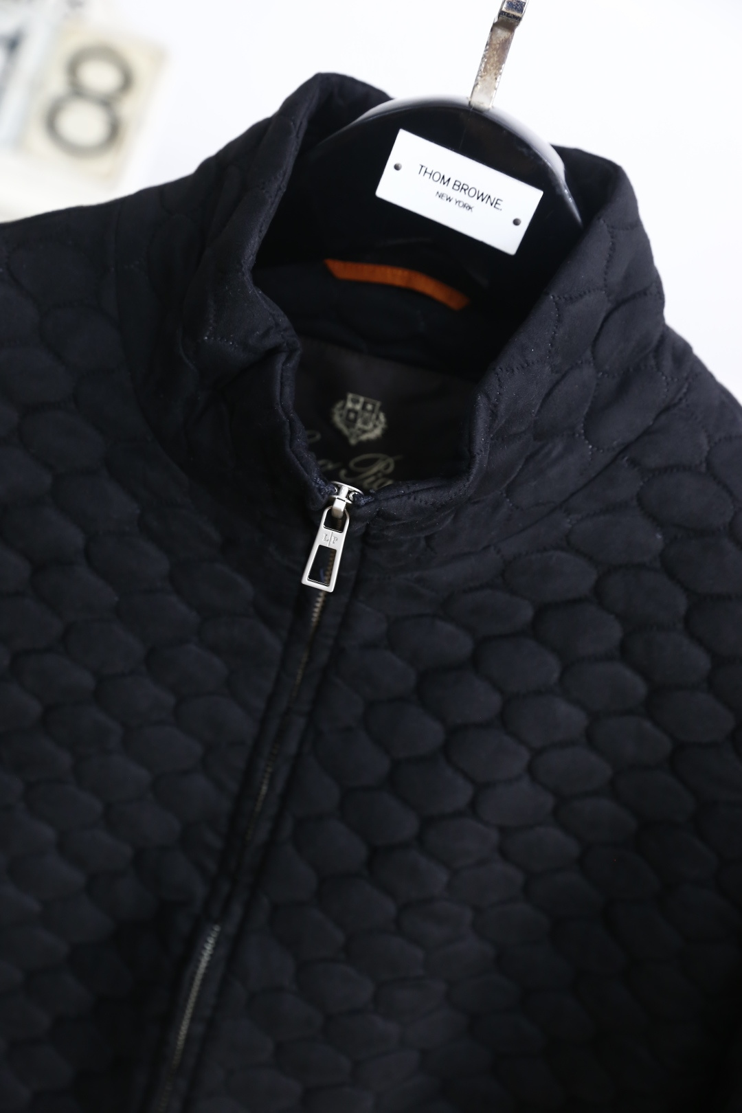 🔥lP🆕.
季新品时尚经典拉链夹克！奢华经典品牌元素设计品相完美如斯！属于入柜级别，可预见性的爆款！采用