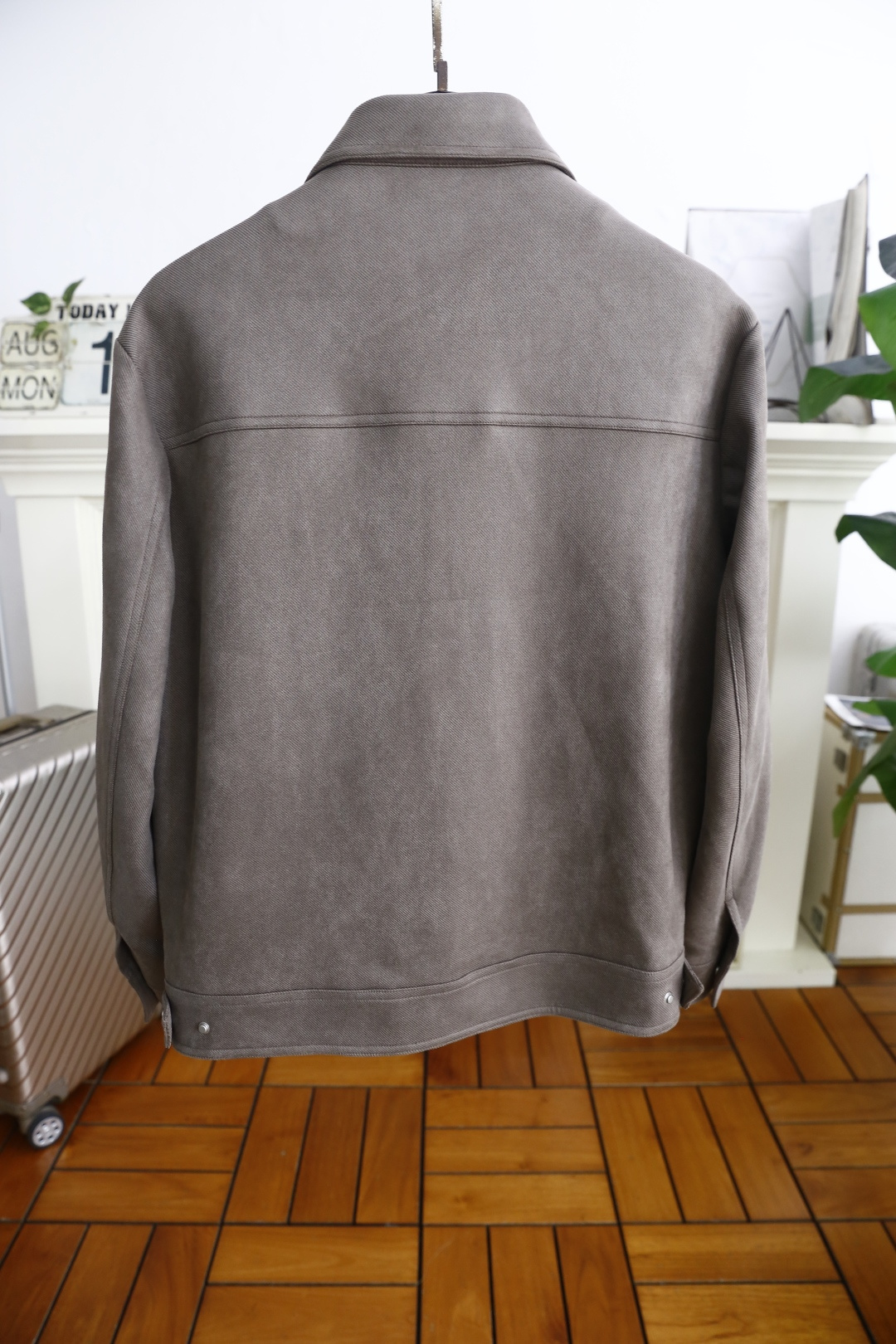 🔥lP🆕.
秋季新品！时尚顶级高密麂皮绒夹克外套 海外专柜同步 奢华经典品牌元素logo设计👍高级定制 