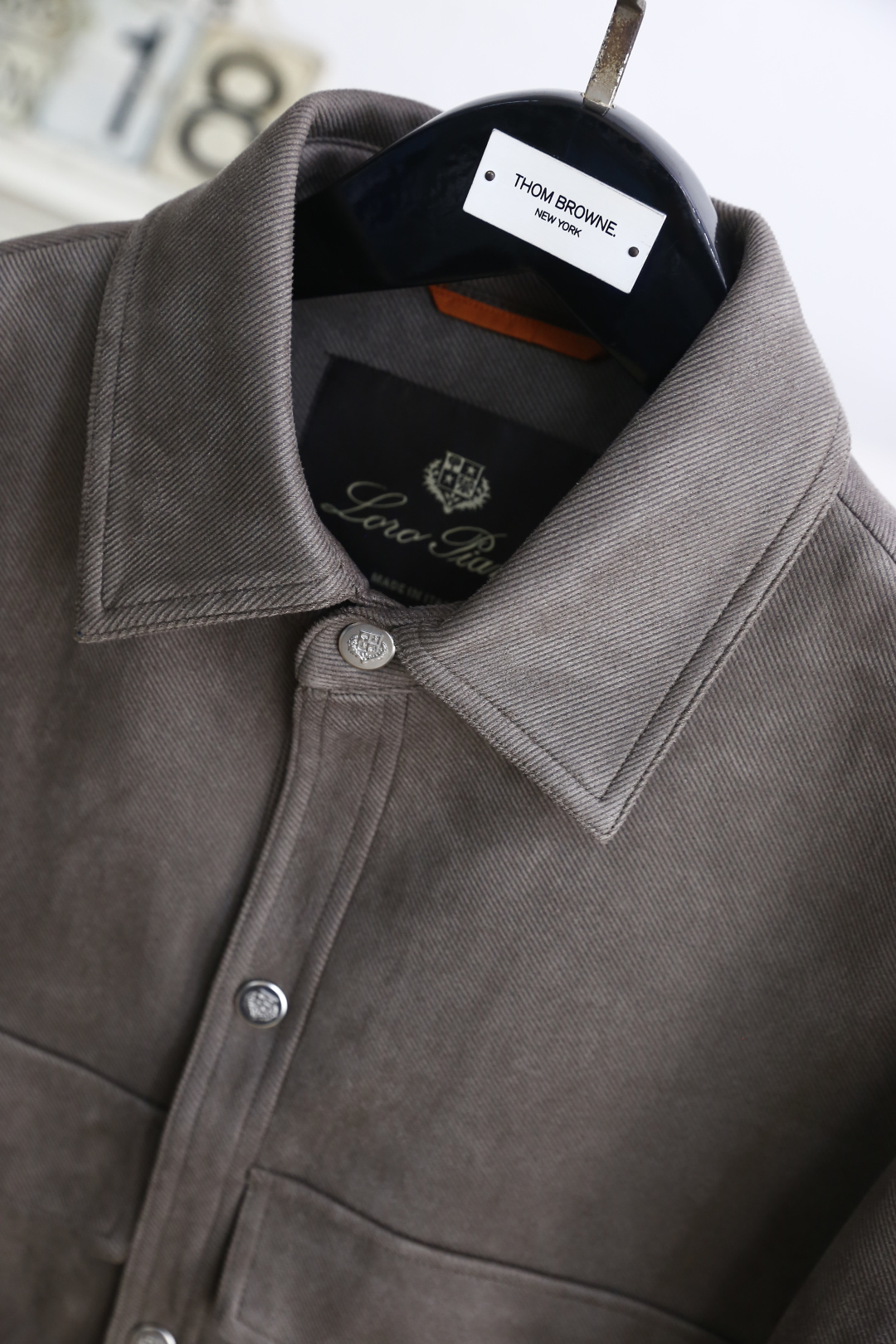 🔥lP🆕.
秋季新品！时尚顶级高密麂皮绒夹克外套 海外专柜同步 奢华经典品牌元素logo设计👍高级定制 