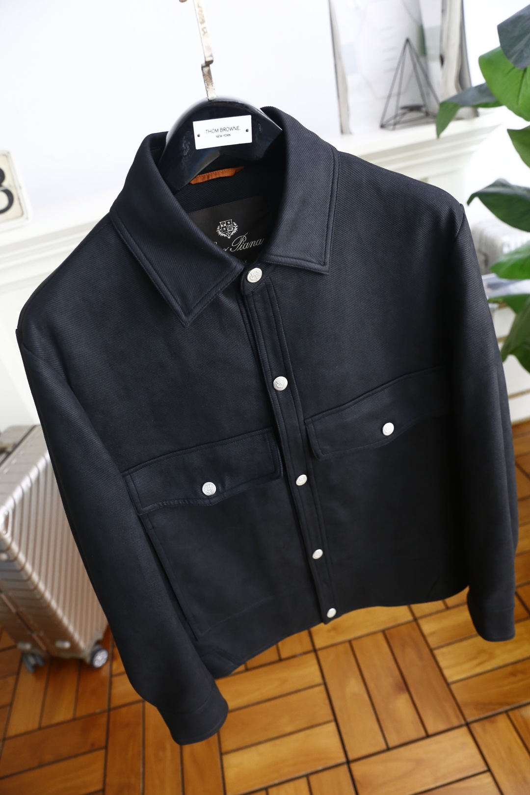 🔥lP🆕.
秋季新品！时尚顶级高密麂皮绒夹克外套 海外专柜同步 奢华经典品牌元素logo设计👍高级定制 