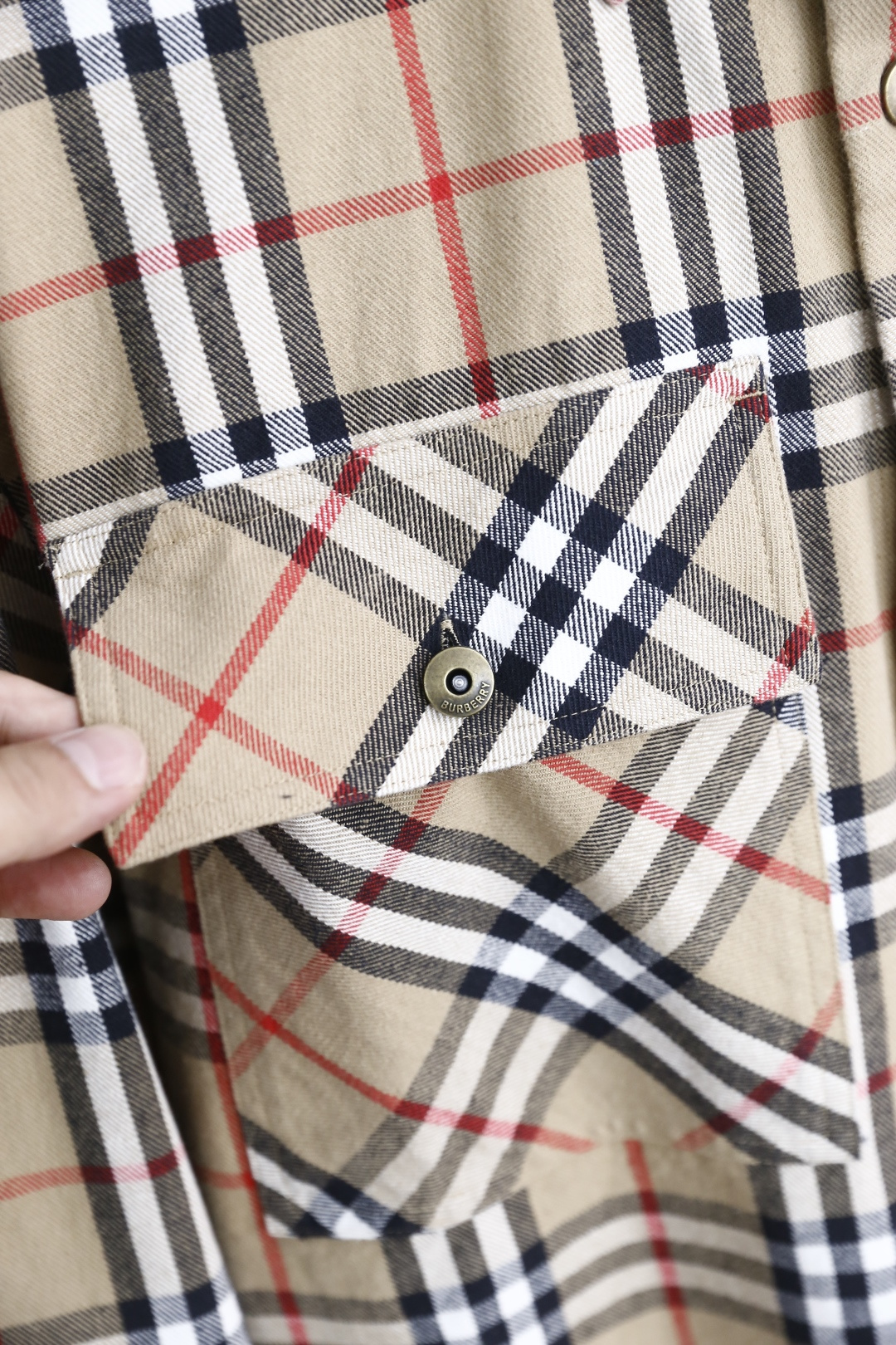 🔥巴宝丽/Burb*rry.
26早秋时尚新品👔男士长袖衬衣 Gw同步👍🏼采用高档顶级面料  绝不起球 