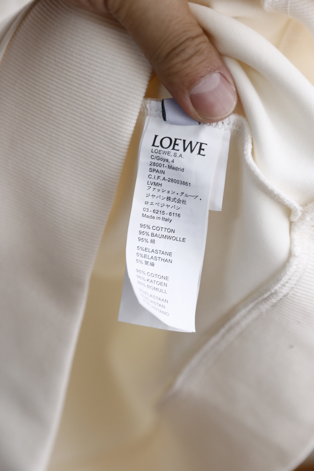 🔥罗意威.
秋季新品时尚男士圆领卫衣🔥奢华经典品牌原版LOGO设计！绝对经得起时间的考验！！采用高档舒适