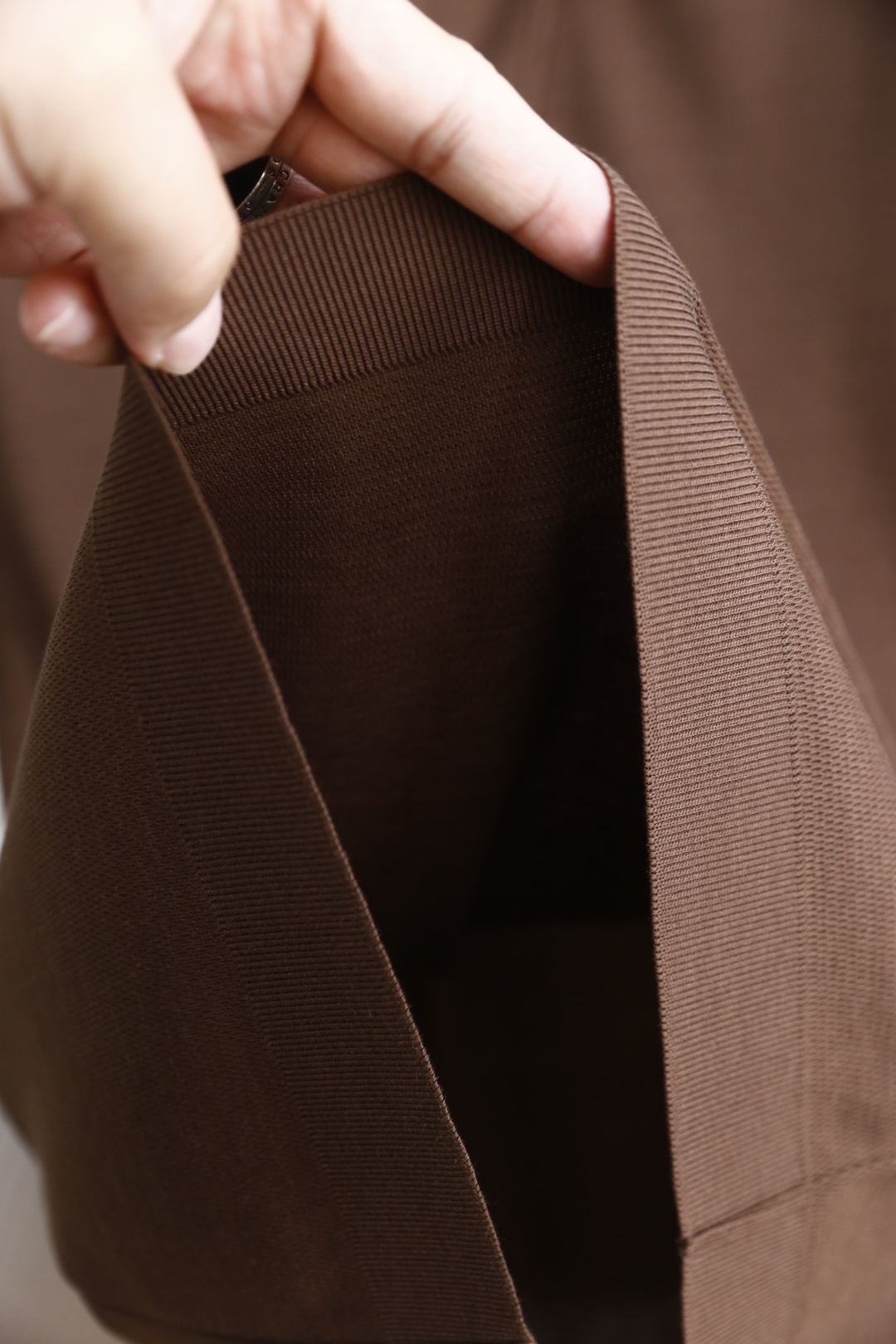 🔥lP🆕.
25夏季男士翻领Polo衫👍🏼时尚精致领口设计！高级定制百搭款式 任何人都可以轻松驾驭 采用