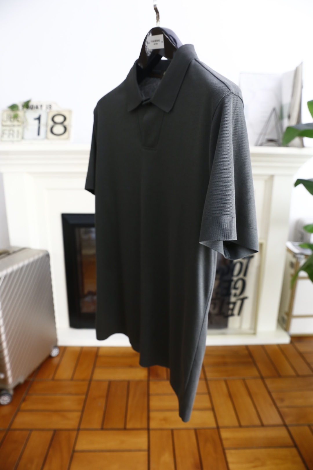 🔥lP🆕.
25夏季男士翻领Polo衫👍🏼时尚精致领口设计！高级定制百搭款式 任何人都可以轻松驾驭 采用