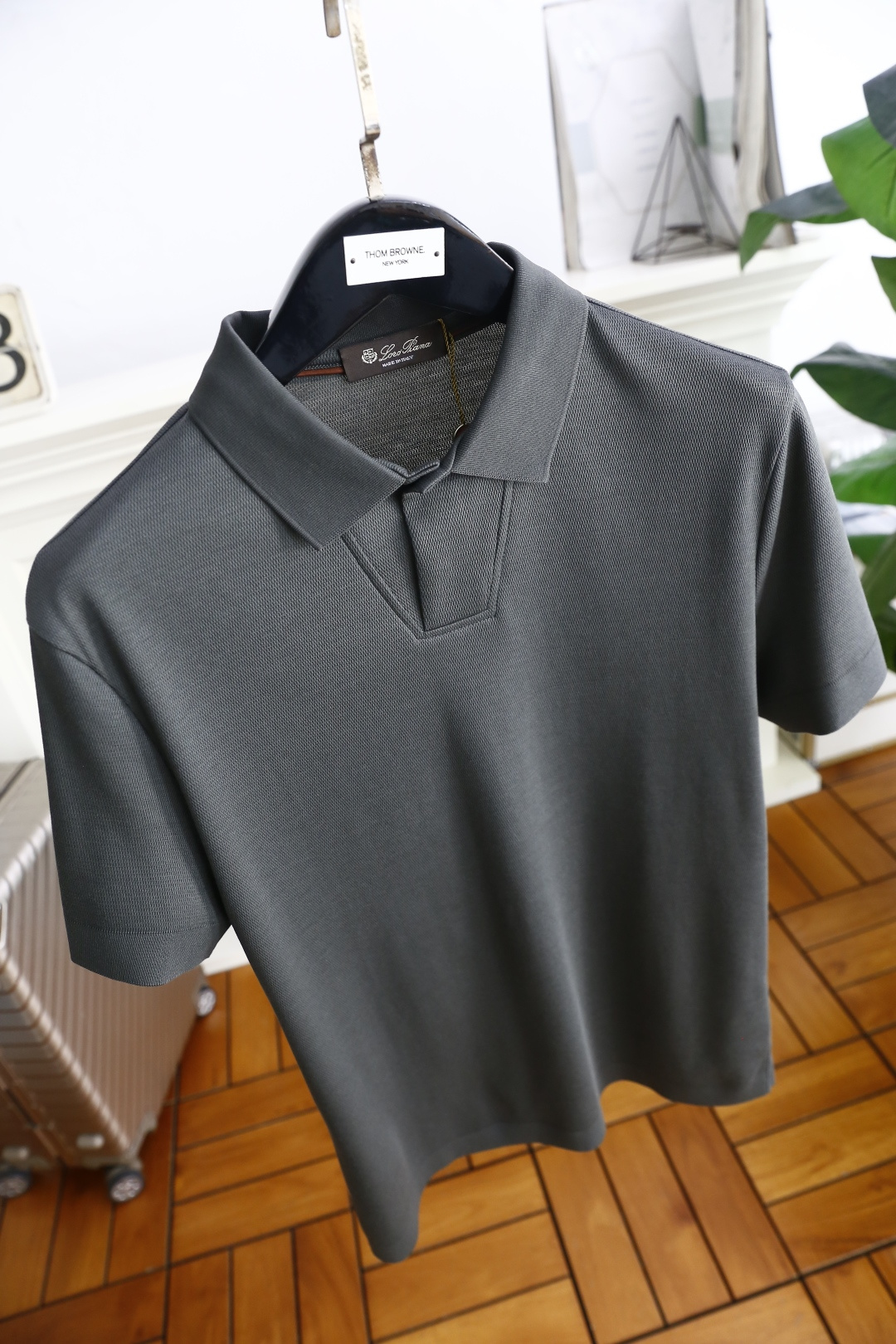 🔥lP🆕.
25夏季男士翻领Polo衫👍🏼时尚精致领口设计！高级定制百搭款式 任何人都可以轻松驾驭 采用