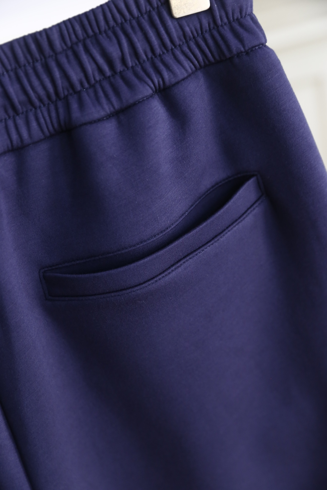 🔥lP🆕.
2025夏季男士👍🏼时尚休闲短裤！经典百搭的款式 没有过多的装饰 主打面料与版型 松紧腰两侧