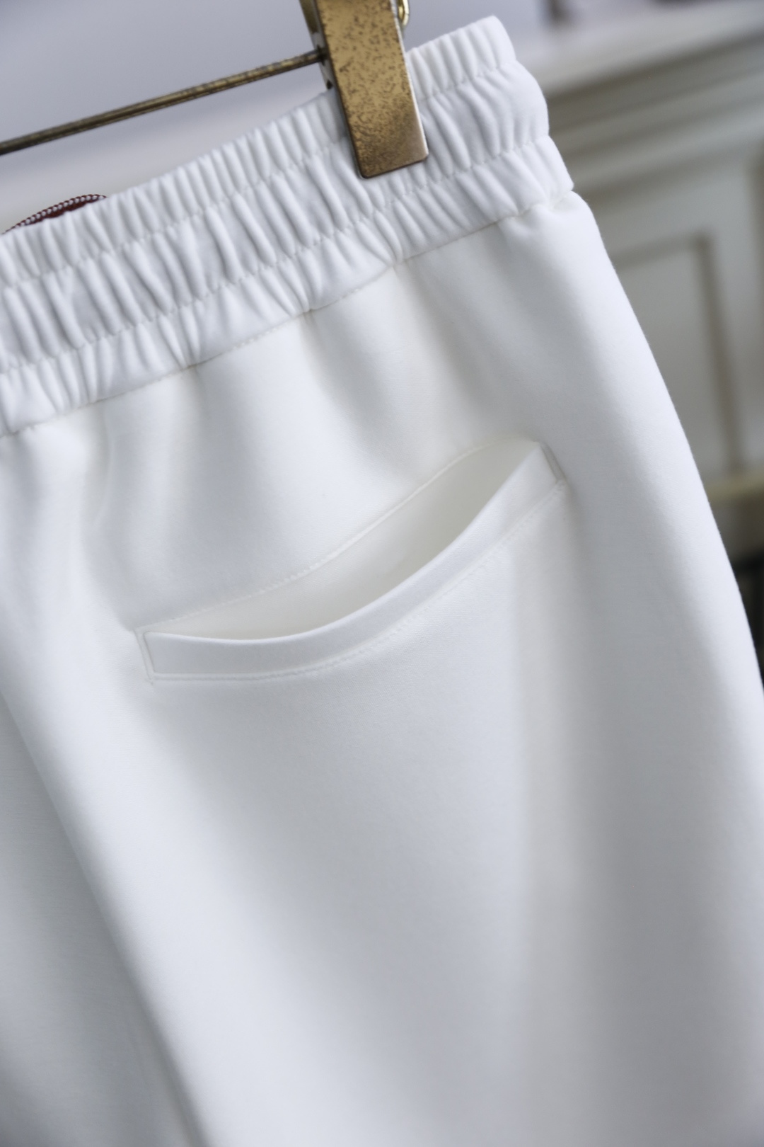 🔥lP🆕.
2025夏季男士👍🏼时尚休闲短裤！经典百搭的款式 没有过多的装饰 主打面料与版型 松紧腰两侧