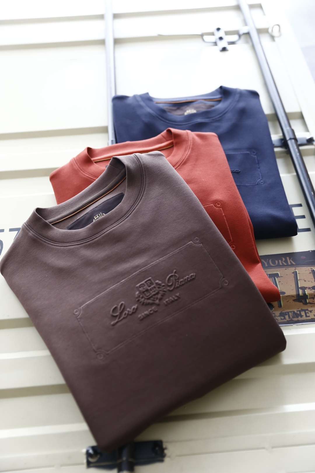 🔥lP🆕.
季新品时尚男士高品质长袖打底衫！采用高档舒适保暖面料，舒适保暖极佳 可防静电手感舒适顺滑 ，