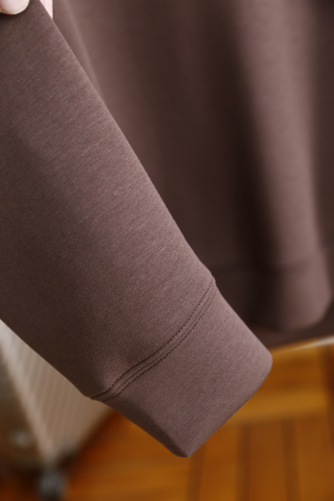 🔥lP🆕.
季新品时尚男士高品质长袖打底衫！采用高档舒适保暖面料，舒适保暖极佳 可防静电手感舒适顺滑 ，