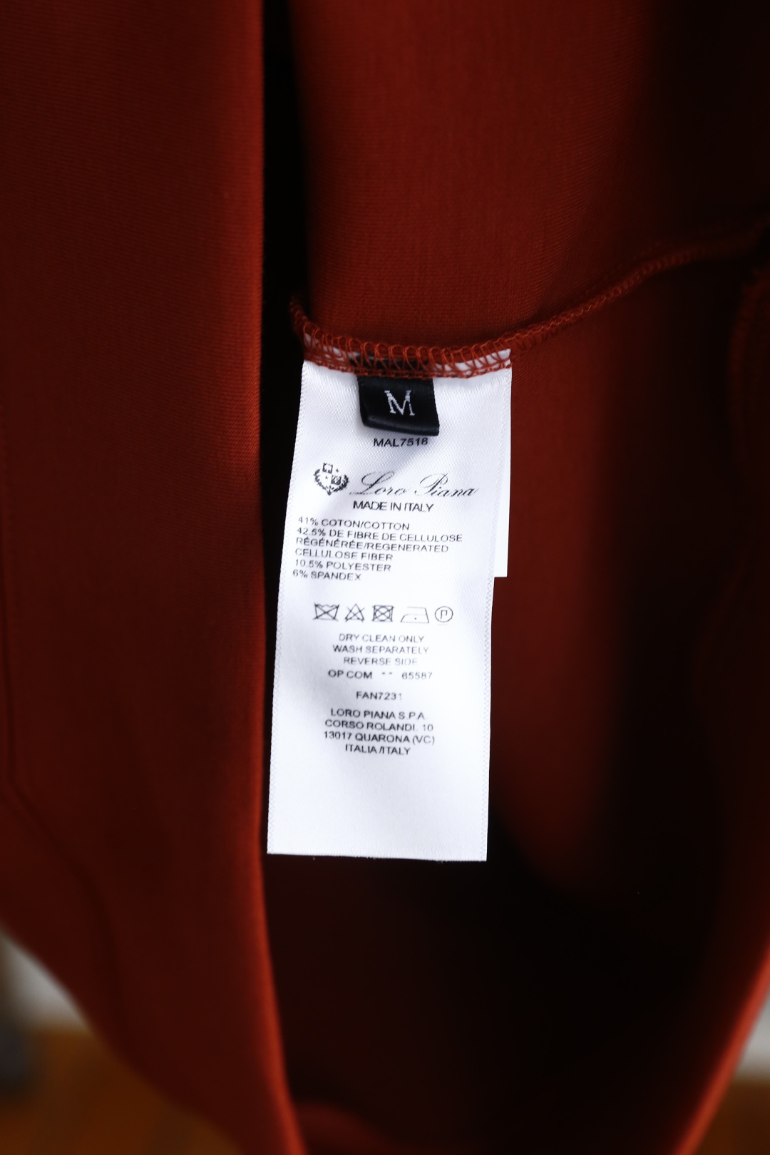 🔥lP🆕.
季新品时尚男士高品质长袖打底衫！采用高档舒适保暖面料，舒适保暖极佳 可防静电手感舒适顺滑 ，