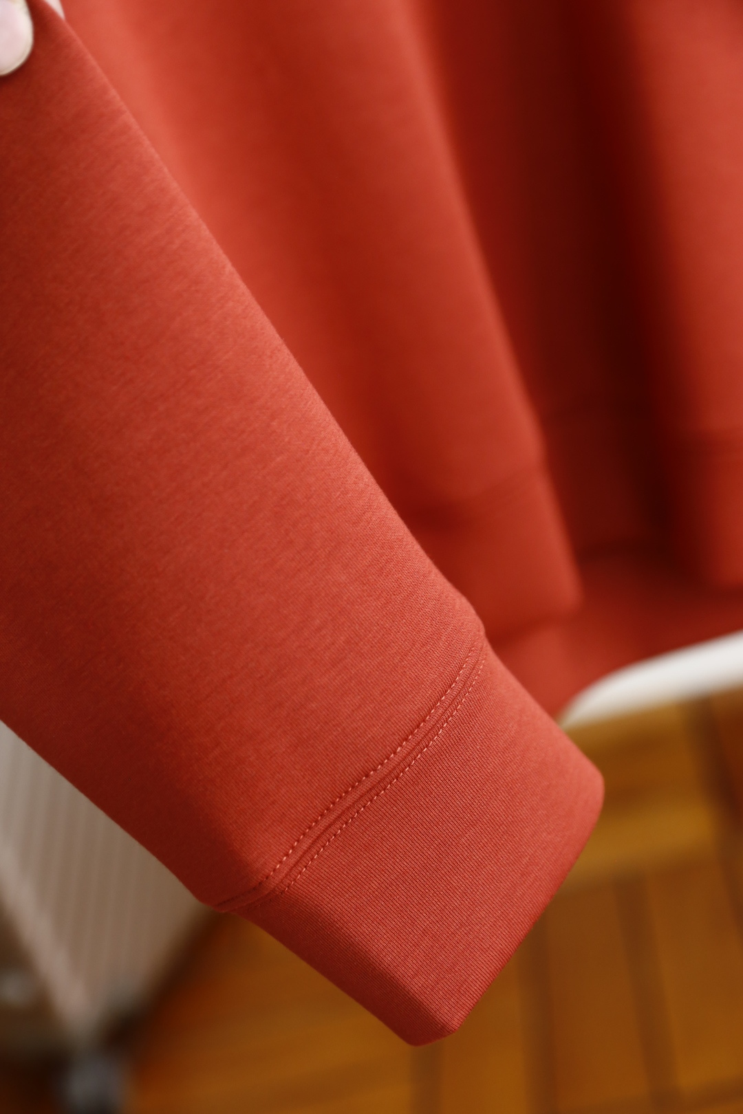 🔥lP🆕.
季新品时尚男士高品质长袖打底衫！采用高档舒适保暖面料，舒适保暖极佳 可防静电手感舒适顺滑 ，