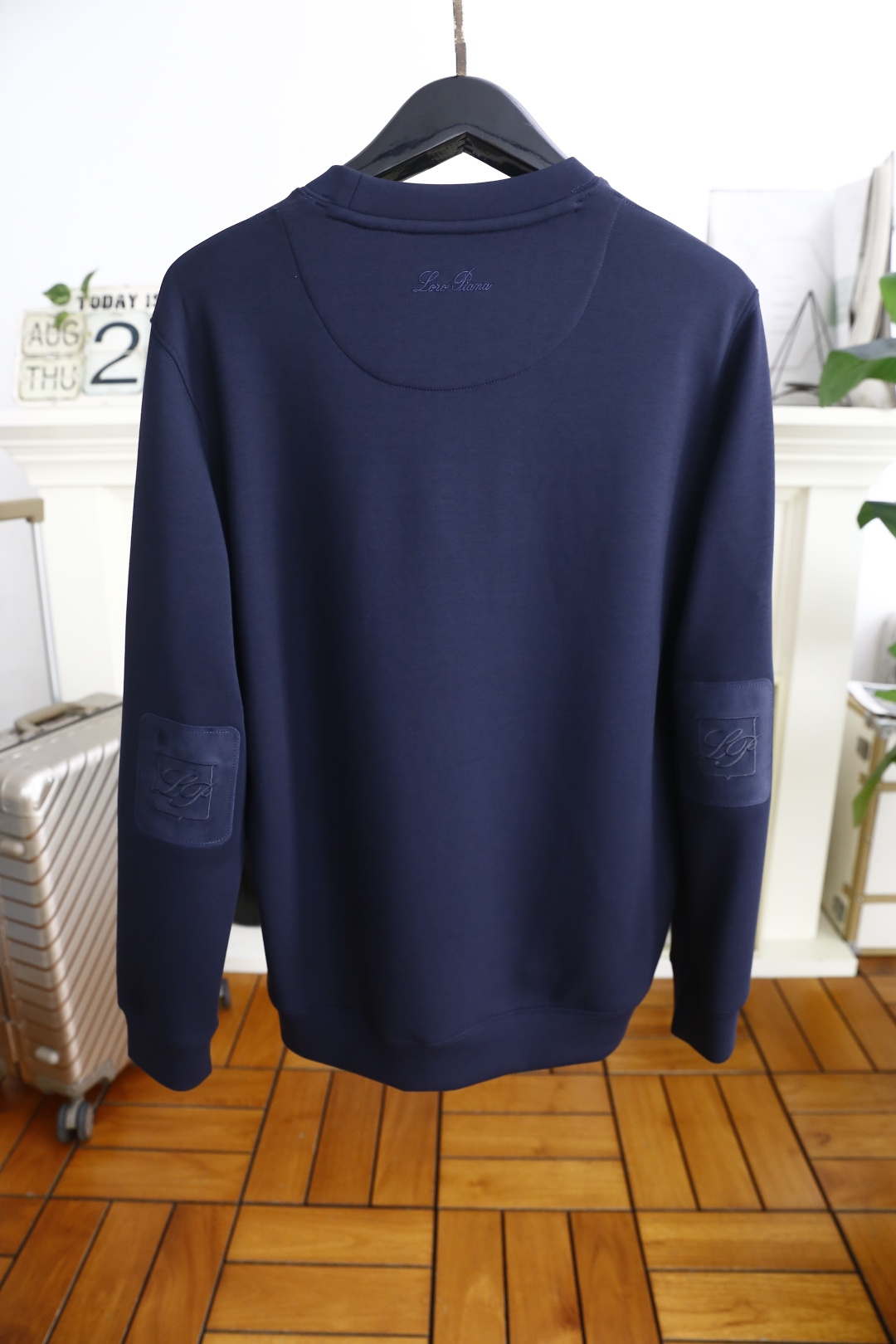 🔥lP🆕.
季新品时尚男士高品质长袖打底衫！采用高档舒适保暖面料，舒适保暖极佳 可防静电手感舒适顺滑 ，