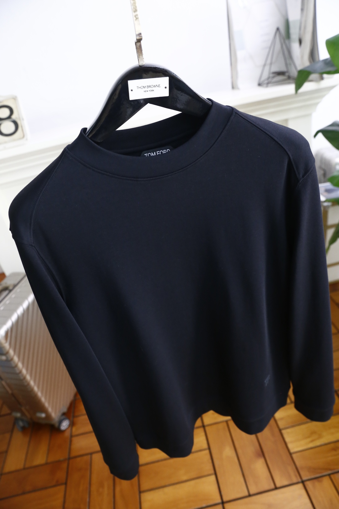 🔥TF.
秋季新品时尚男士圆领长袖🔥奢华经典字母LOGO设计！绝对经得起时间的考验！！采用高档莫代尔面料