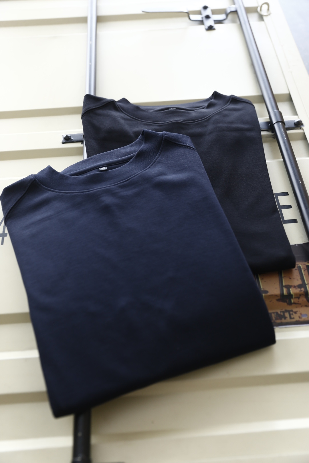 🔥TF.
秋季新品时尚男士圆领长袖🔥奢华经典字母LOGO设计！绝对经得起时间的考验！！采用高档莫代尔面料