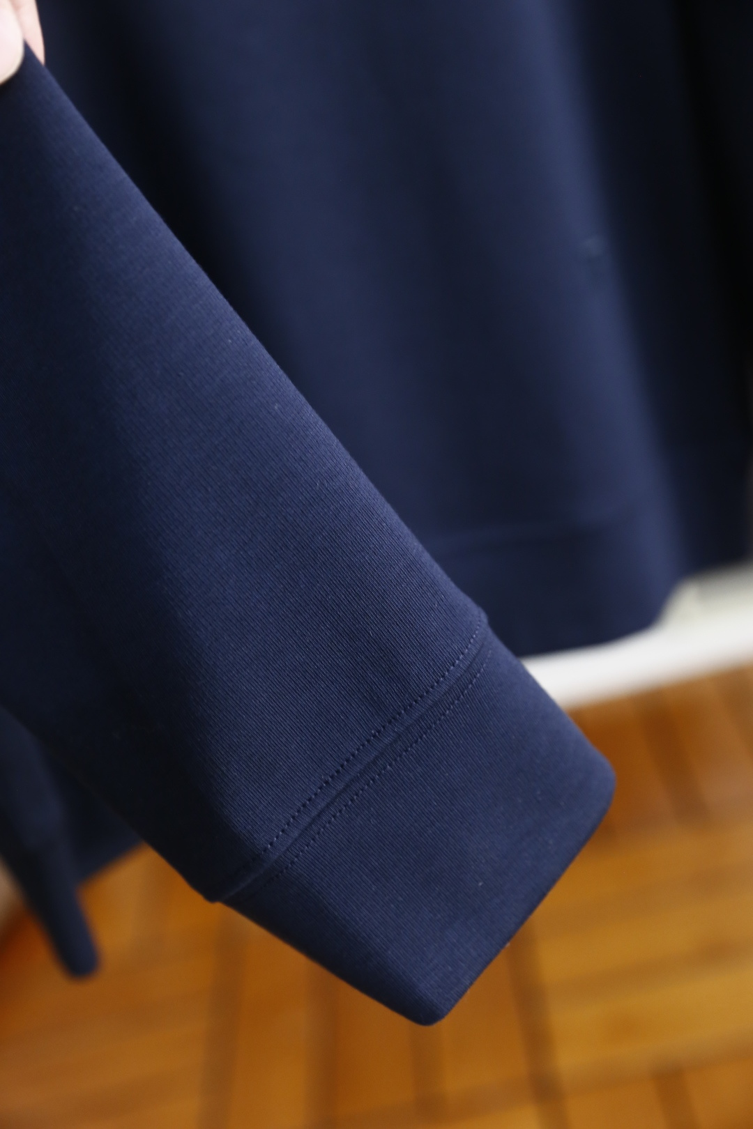 🔥TF.
秋季新品时尚男士圆领长袖🔥奢华经典字母LOGO设计！绝对经得起时间的考验！！采用高档莫代尔面料