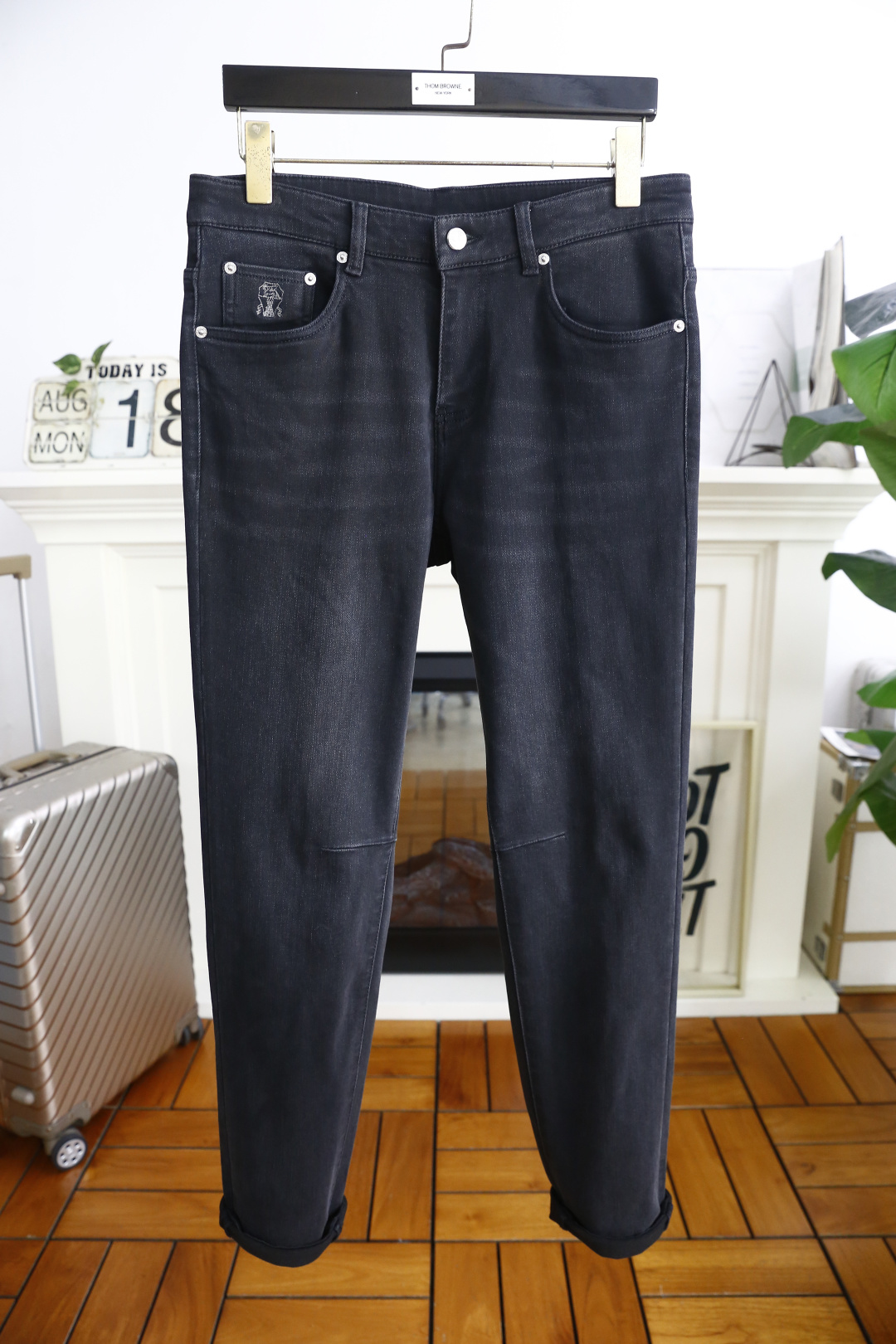 🔥Brunello Cucinelli.
秋季新品原单高端男士牛仔裤！奢华经典品牌字母LOGO配饰 专柜