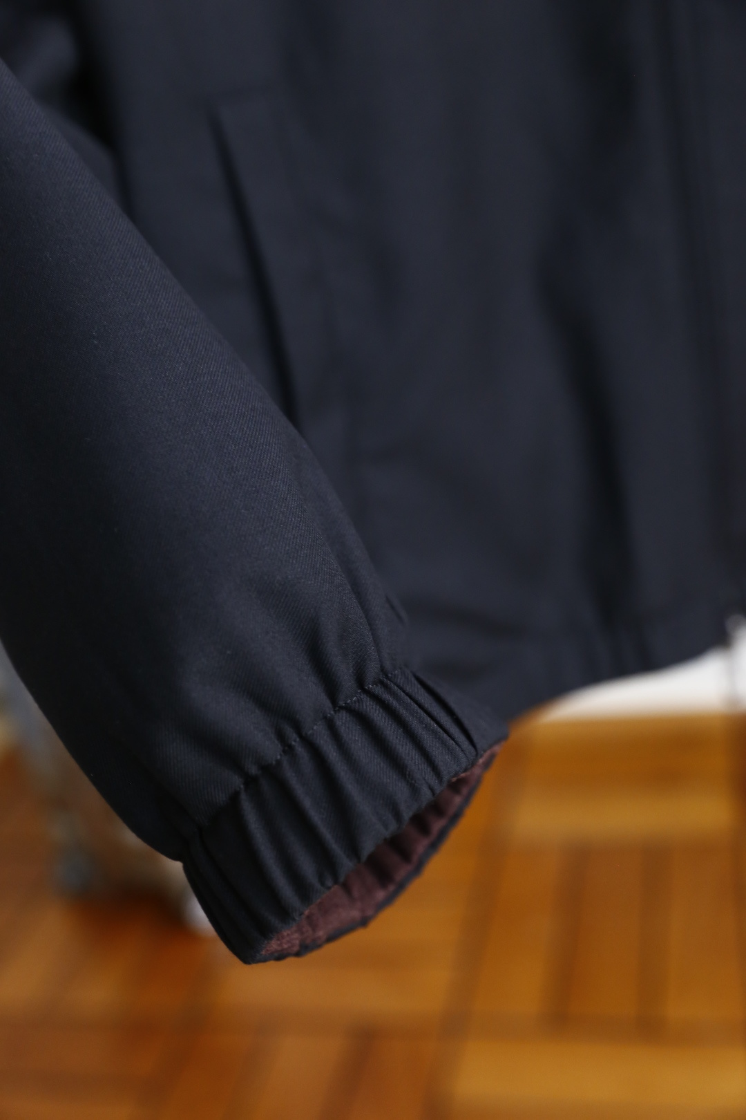 🔥lP🆕.
秋季新品🆕顶级原单男士双面可穿夹克！时尚立领设计📸采用舒适精纺羊毛面料！经典品牌LOGO元素