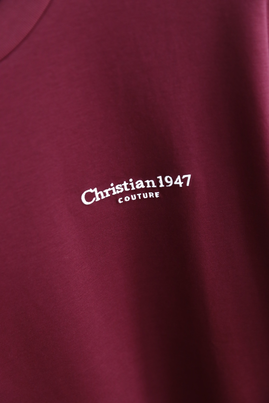 🔥迪奥/Christian D*or.
最后一批爆款短袖回货🔥🔥🔥
夏季男士圆领短袖🍃胸前奢华品牌LOG