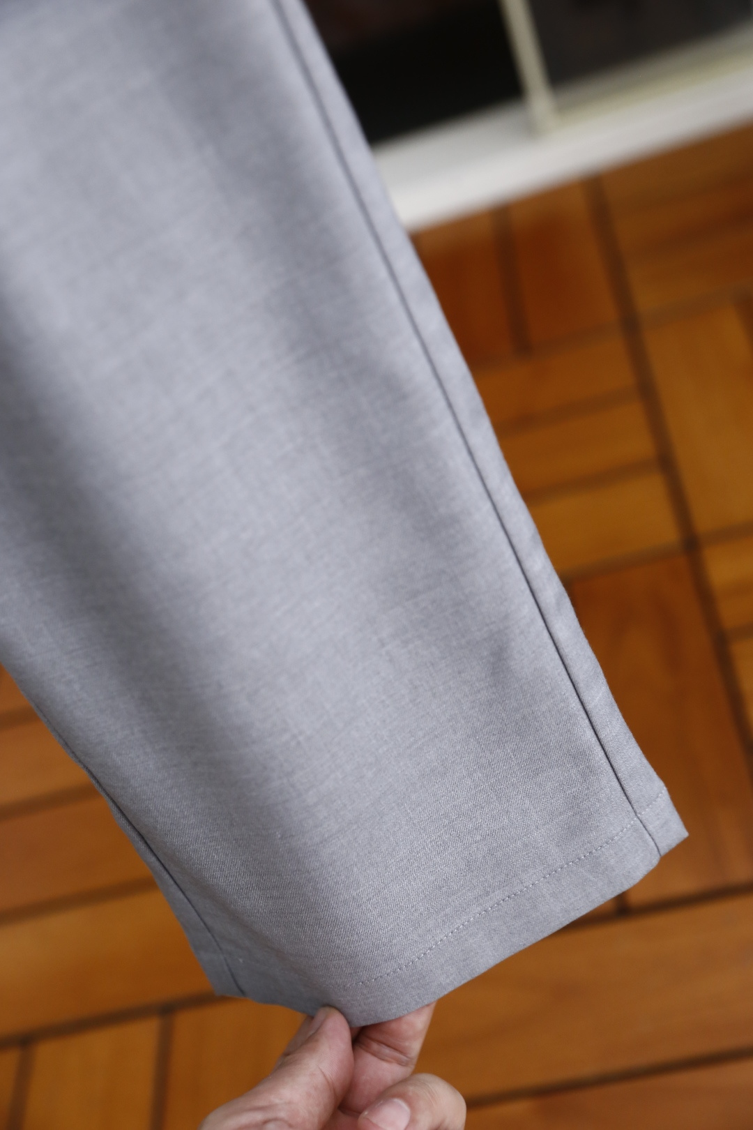 🔥kiton.25夏季时尚男士薄款休闲西裤！采用进口舒适透气面料，奢华经典品牌字母LOGO设计 松紧腰搭