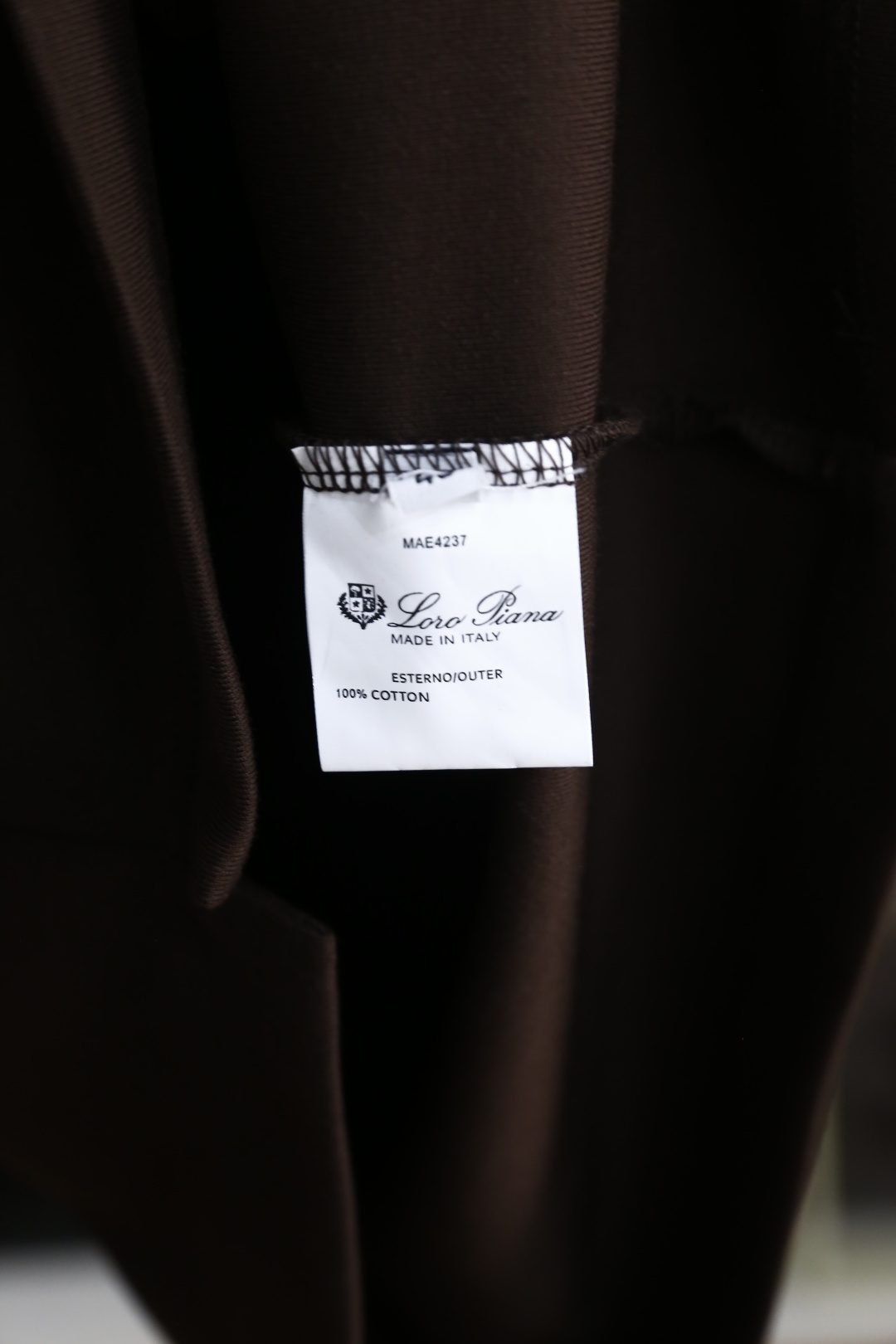 🔥lP🆕.2025秋季新品时尚男士圆领长袖🔥胸前奢华经典LOGO设计！绝对经得起时间的考验！！采用高档莫