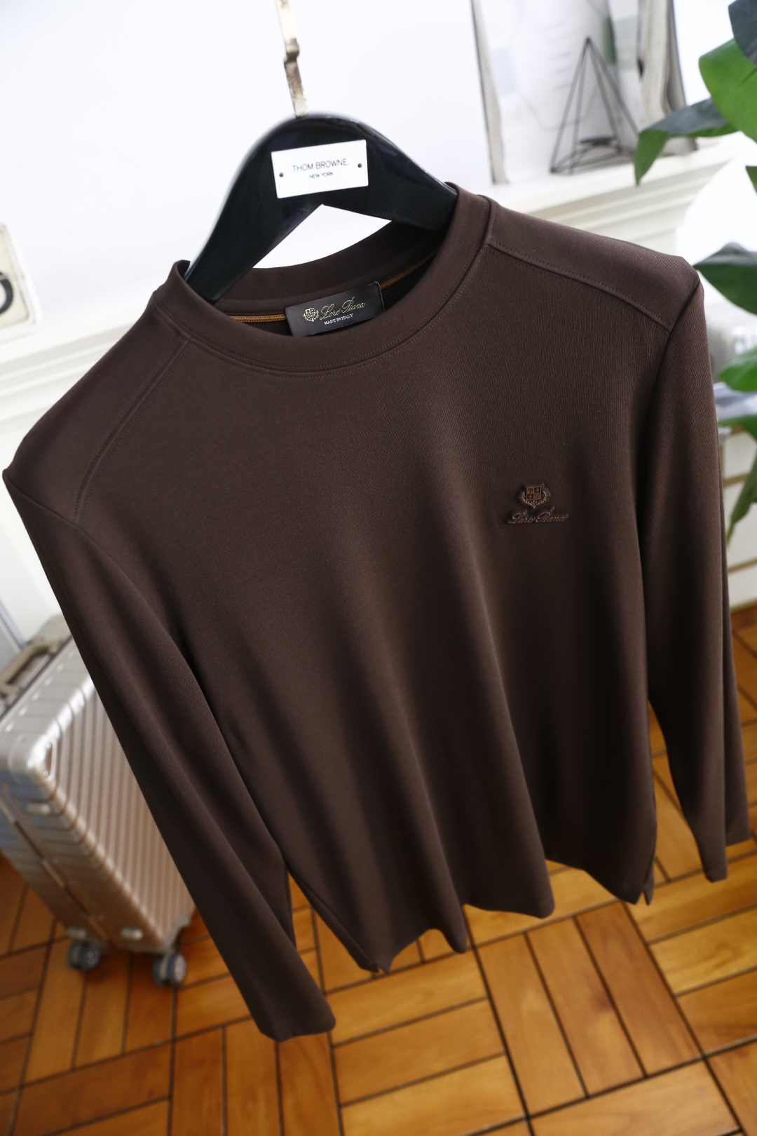 🔥lP🆕.2025秋季新品时尚男士圆领长袖🔥胸前奢华经典LOGO设计！绝对经得起时间的考验！！采用高档莫