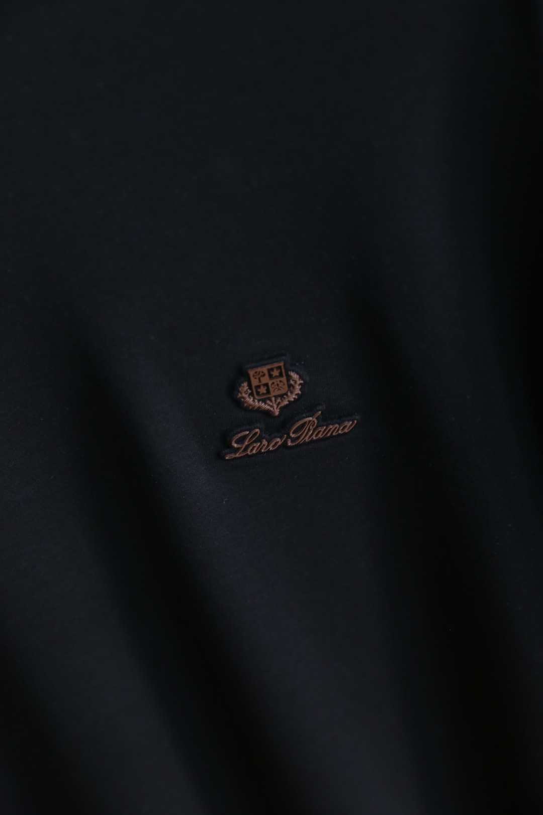 🔥lP🆕.2025秋季新品时尚男士圆领长袖🔥胸前奢华经典LOGO设计！绝对经得起时间的考验！！采用高档莫