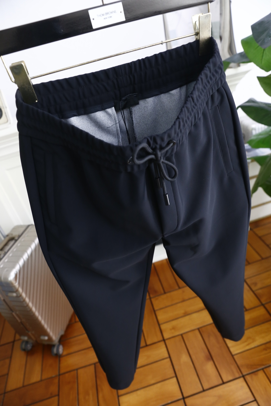 🔥普拉*/Pr*da.2025秋季新款🆕时尚男士原单拉链套装！奢华经典立领设计✅采用高档舒适保暖面料，高