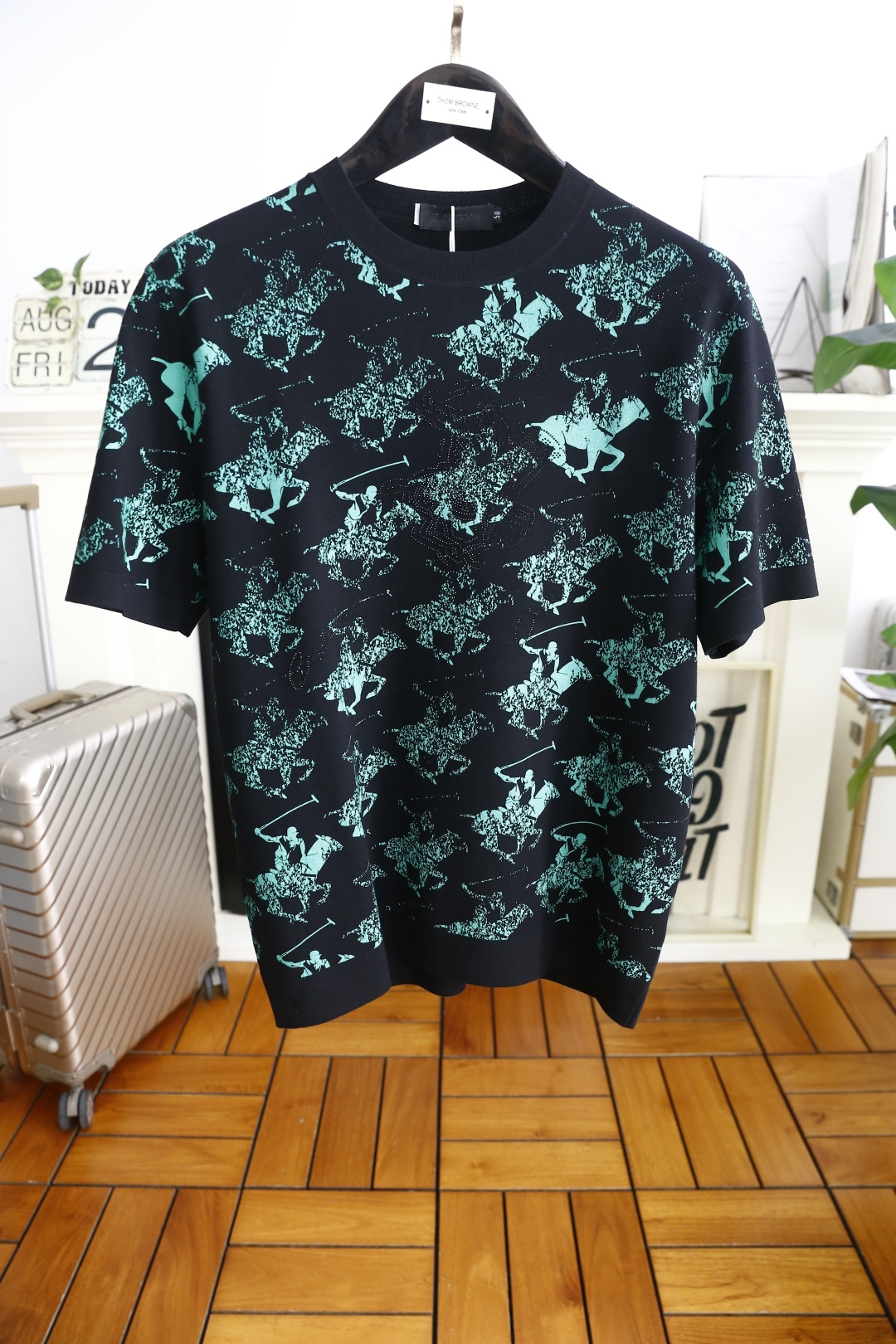 🔥巴宝丽/Burb*rry.2025秋季新品时尚男士打底针织衫！时尚经典圆领设计！奢华经典品牌战马LOG