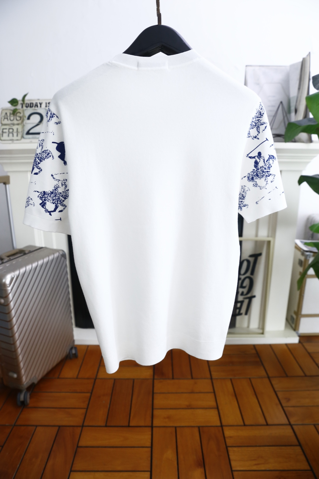 🔥巴宝丽/Burb*rry.2025秋季新品时尚男士打底针织衫！时尚经典圆领设计！奢华经典品牌战马LOG